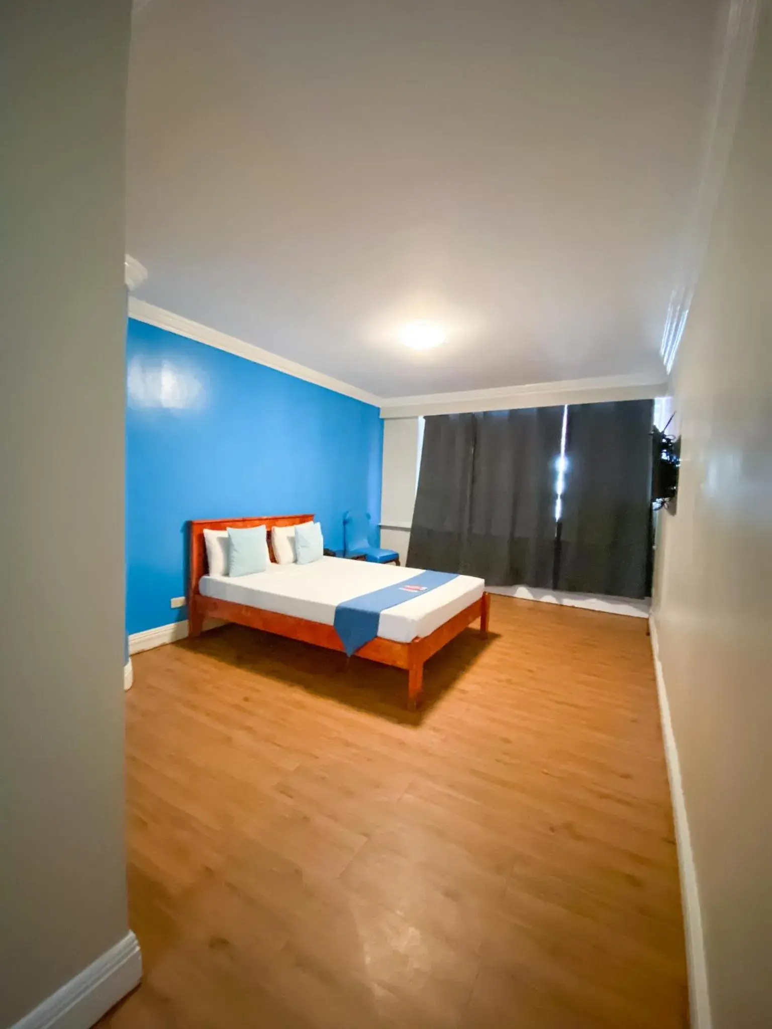 Deluxe Double Room in Manila Airport Hotel by Urban Connect Deluxe Double Room in Manila Airport Hotel by Urban Connect