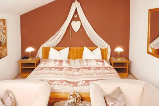 Photo of the whole room, Bed in Landhotel Christopherhof