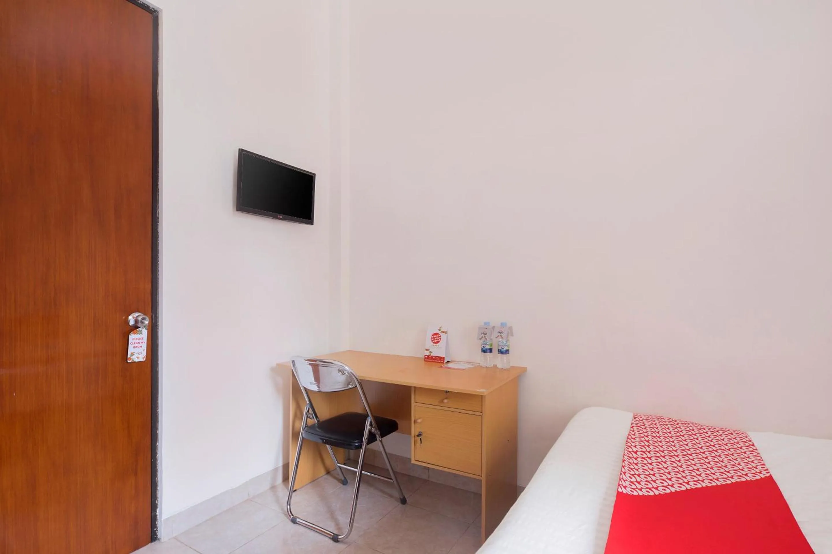 Bedroom in Hotel O Idola Residence