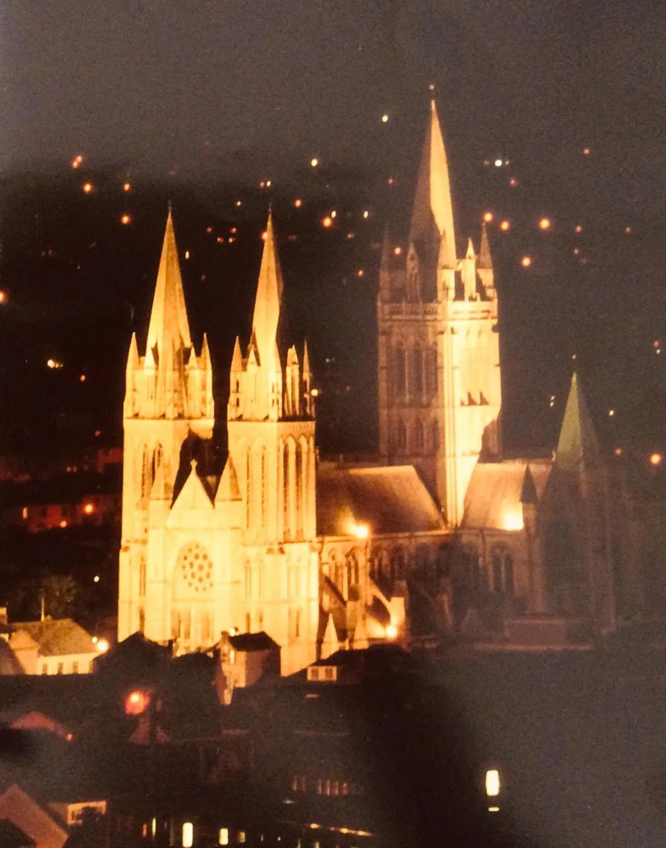 Nearby landmark in Chy Bre