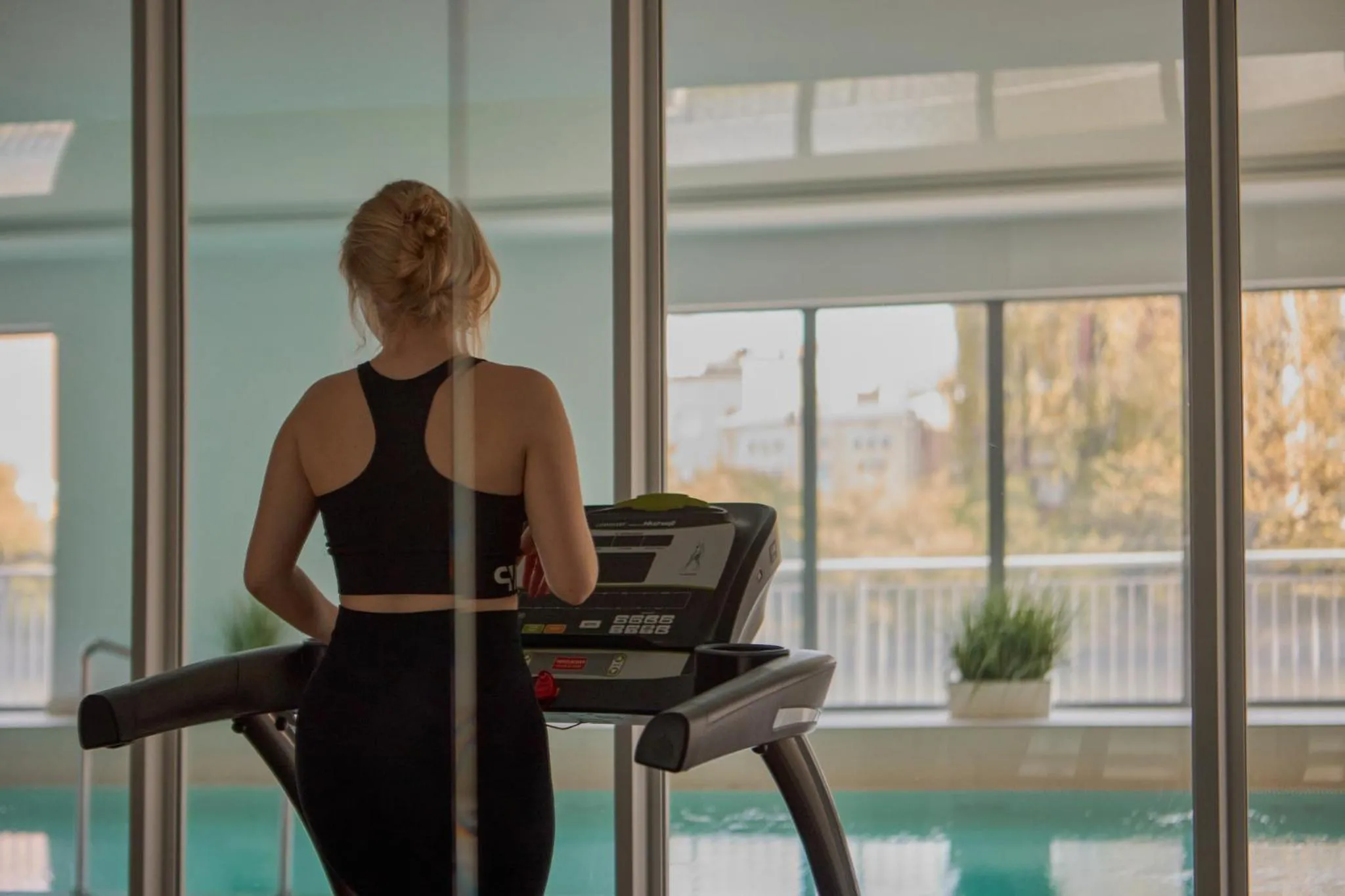 People in Waterlane Island - Riverview Pool, SPA, Gym & Parking by Downtown Apartments