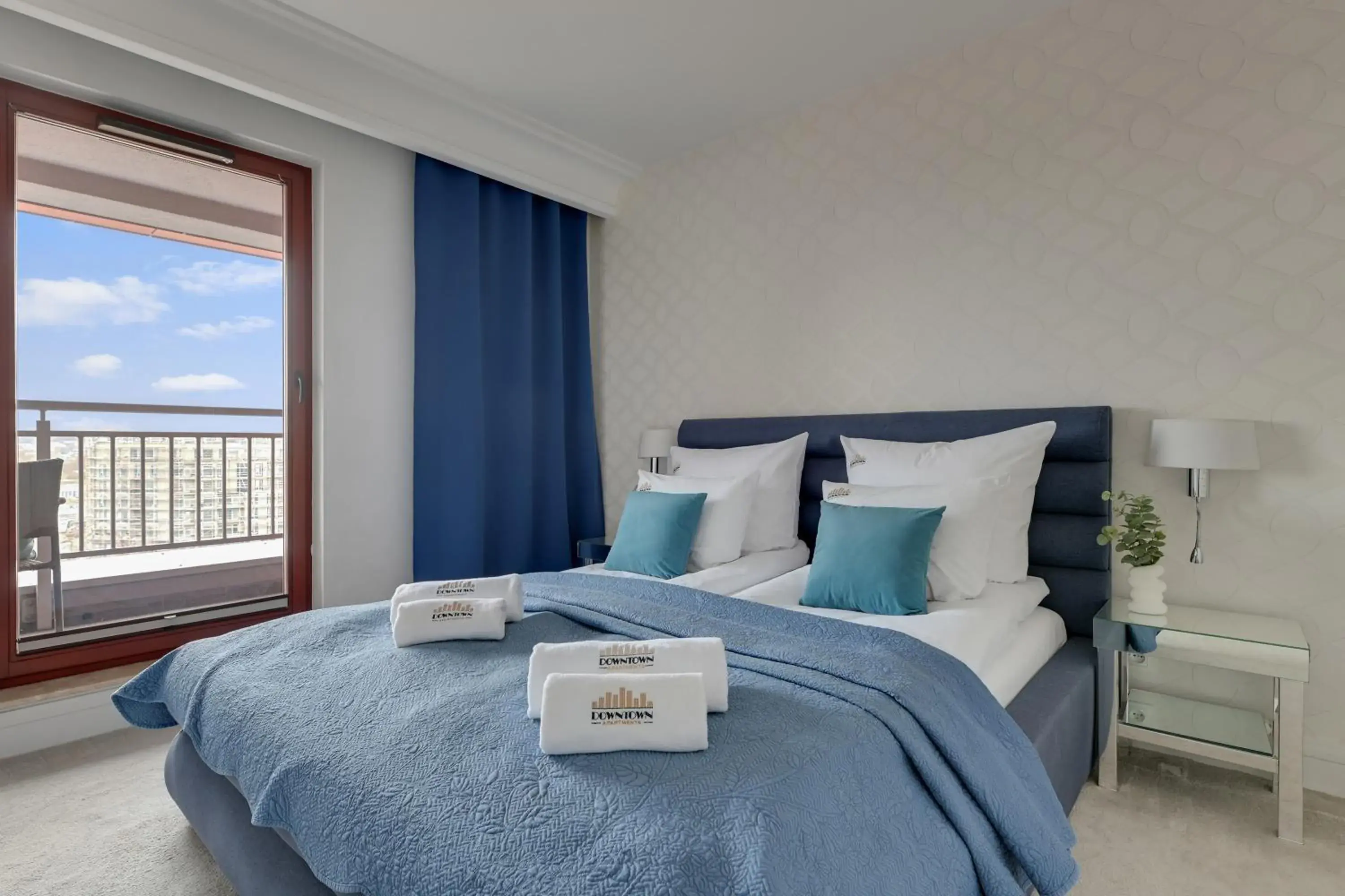 One-Bedroom Deluxe Apartment in Waterlane Island - Riverview Pool, SPA, Gym & Parking by Downtown Apartments One-Bedroom Deluxe Apartment in Waterlane Island - Riverview Pool, SPA, Gym & Parking by Downtown Apartments