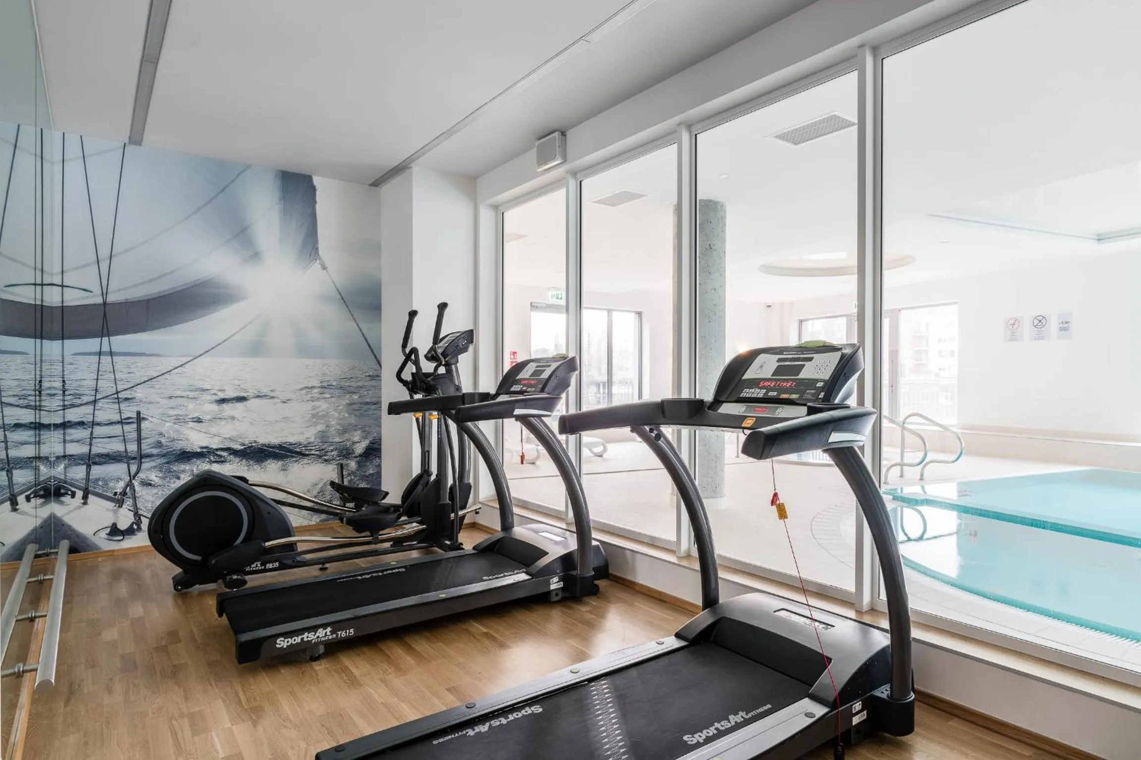 Fitness centre/facilities in Waterlane Island - Riverview Pool, SPA, Gym & Parking by Downtown Apartments
