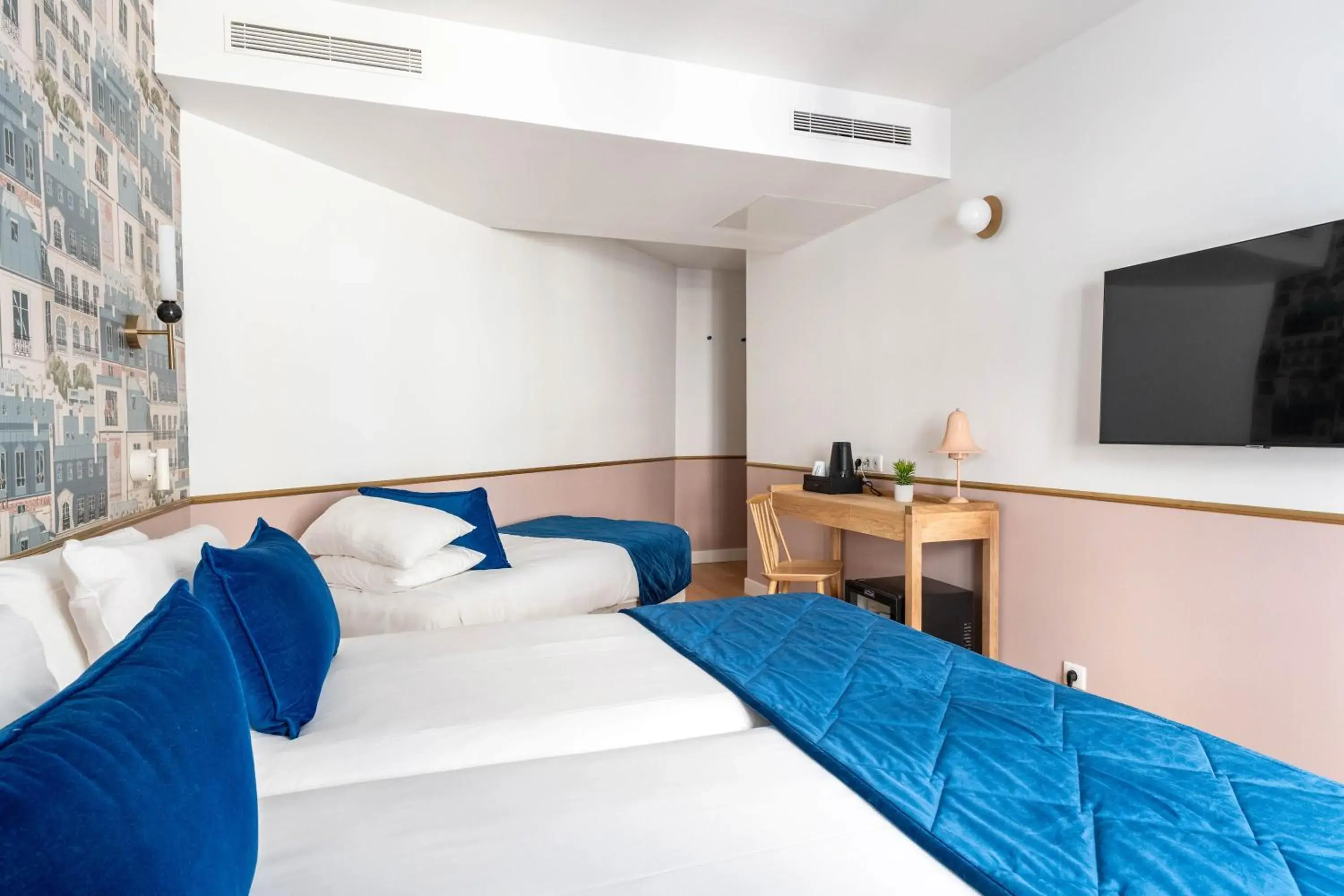 Bedroom, Bed in Hotel Acadia - Astotel Bedroom, Bed in Hotel Acadia - Astotel