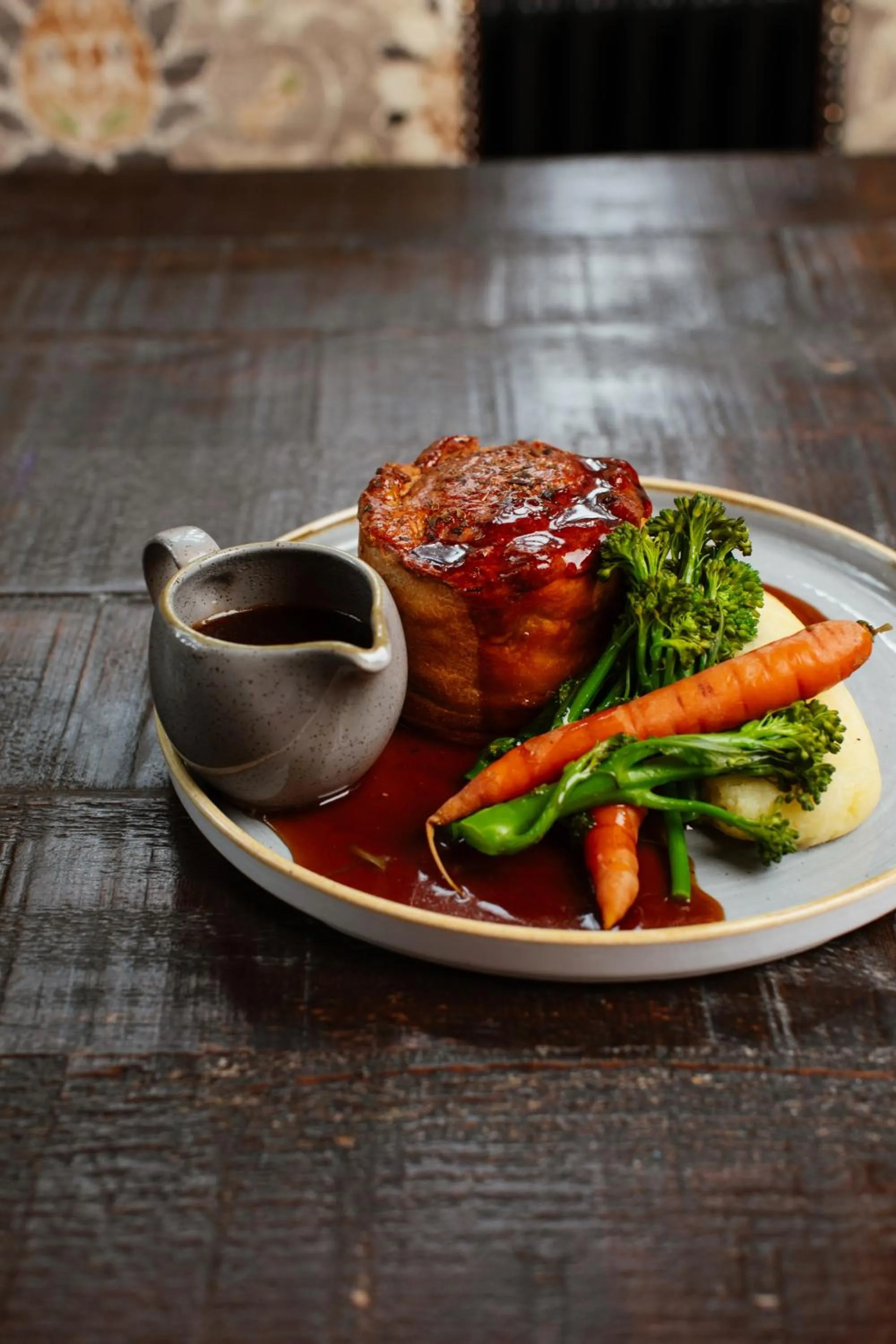 Restaurant/places to eat in The Old New Inn