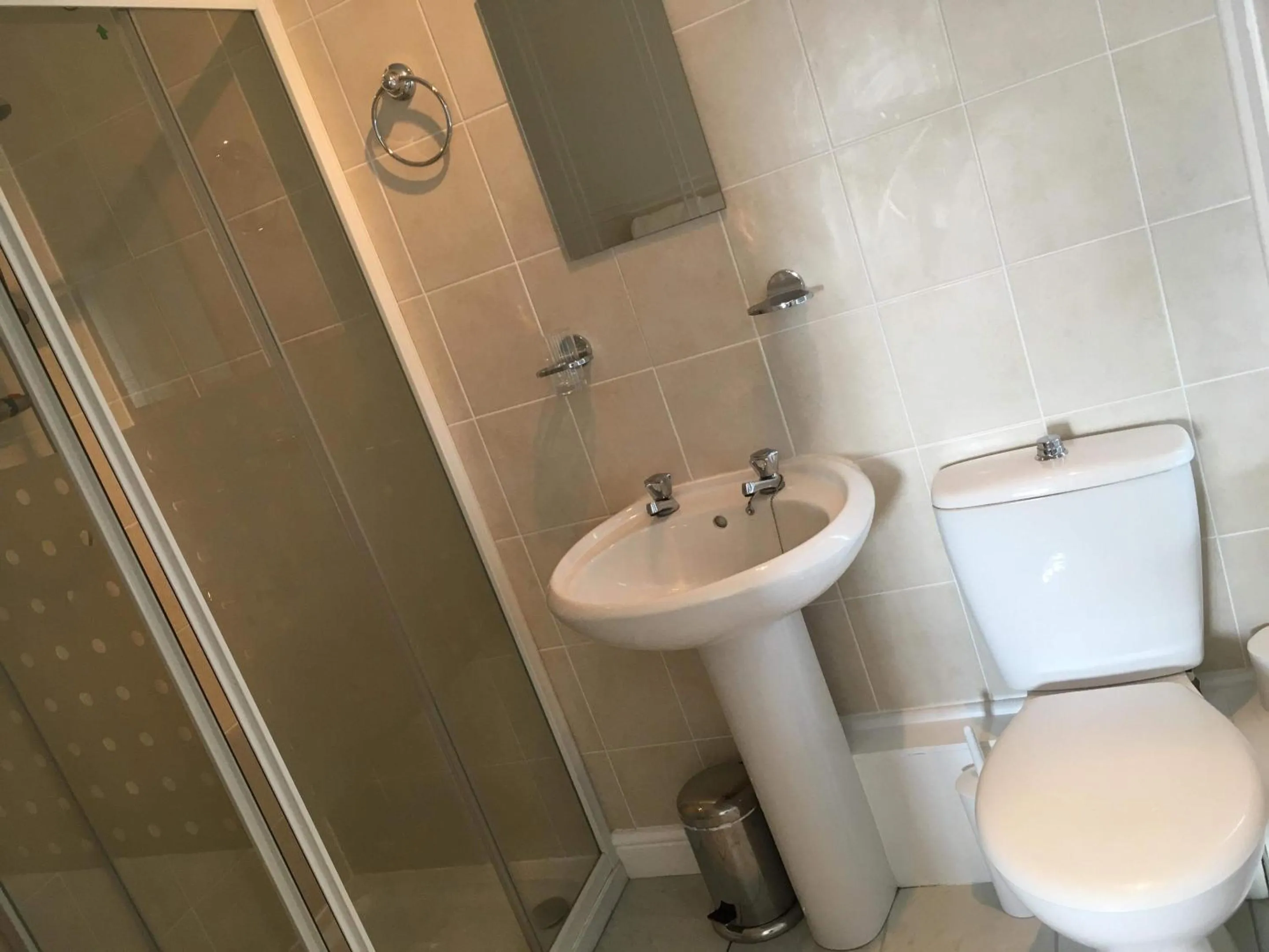 Bedroom in Blue Lion Inn