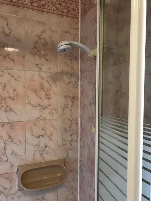 Deluxe Double Room in Coach and Horses Deluxe Double Room in Coach and Horses