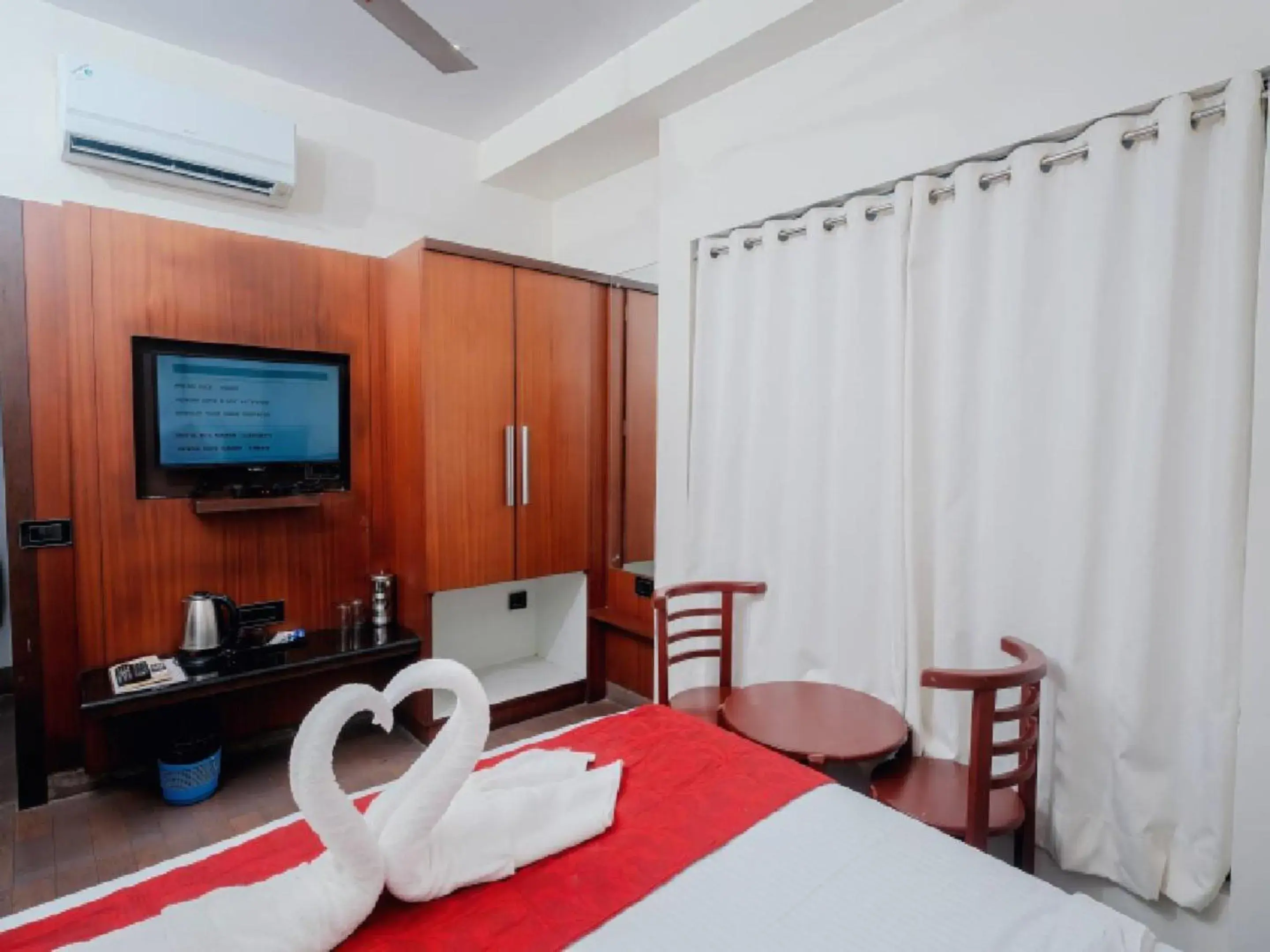 Bed in Aparupa Ambience Bed in Aparupa Ambience