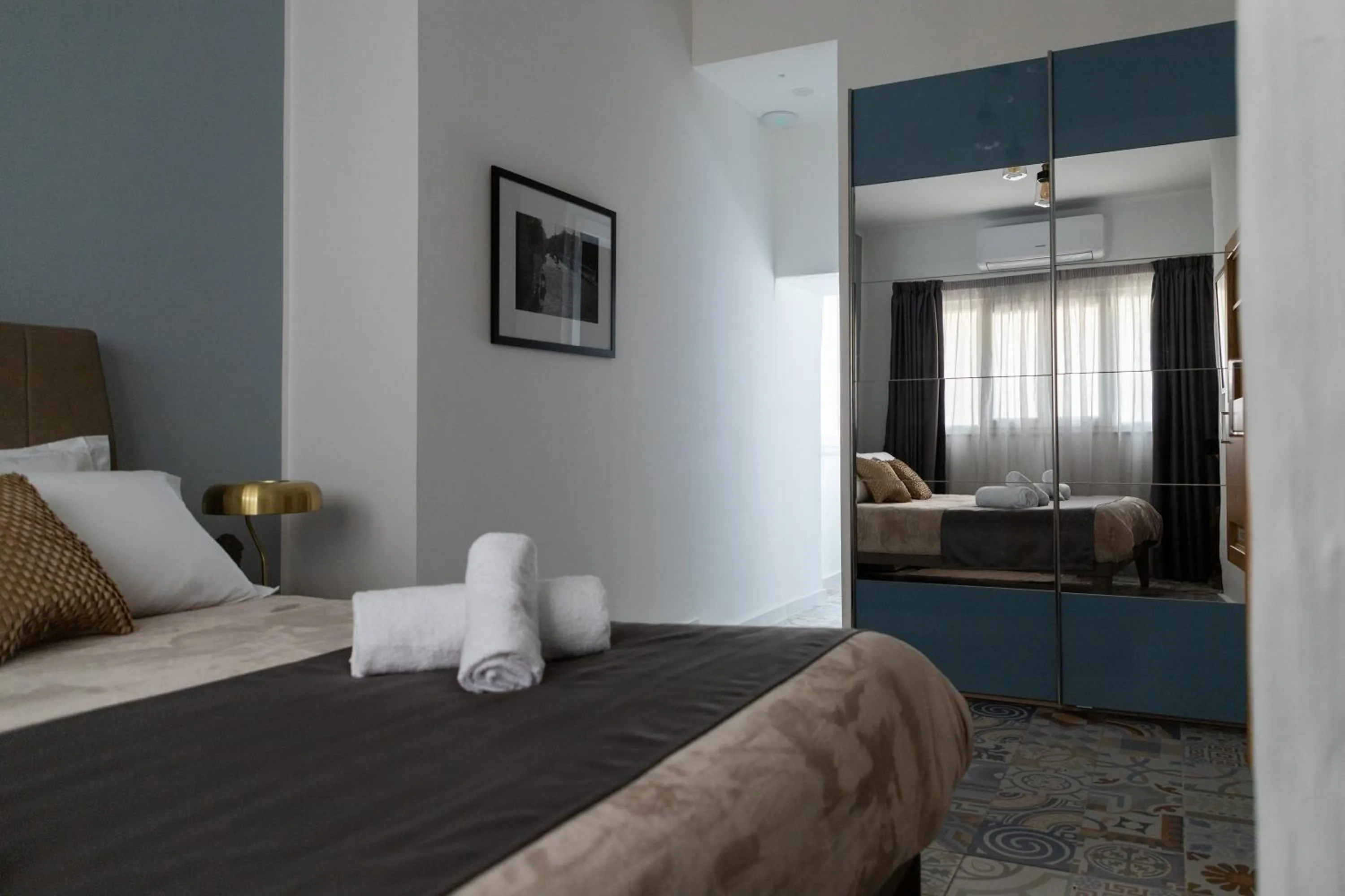 Bedroom, Bed in MYN in Rabat