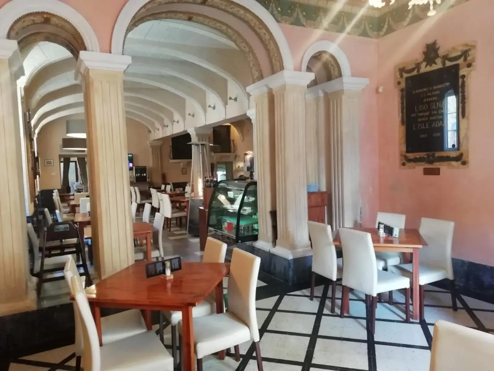 Restaurant/places to eat in MYN in Rabat Restaurant/places to eat in MYN in Rabat