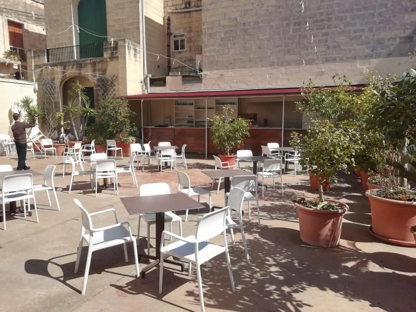 Restaurant/places to eat in MYN in Rabat