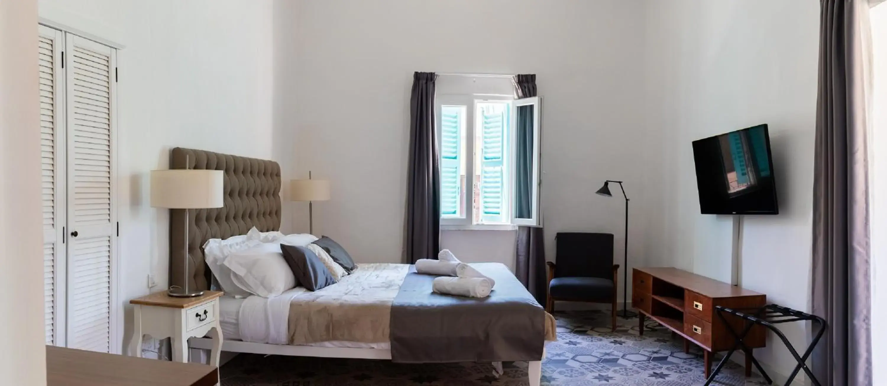 Photo of the whole room, Bed in MYN in Rabat Photo of the whole room, Bed in MYN in Rabat