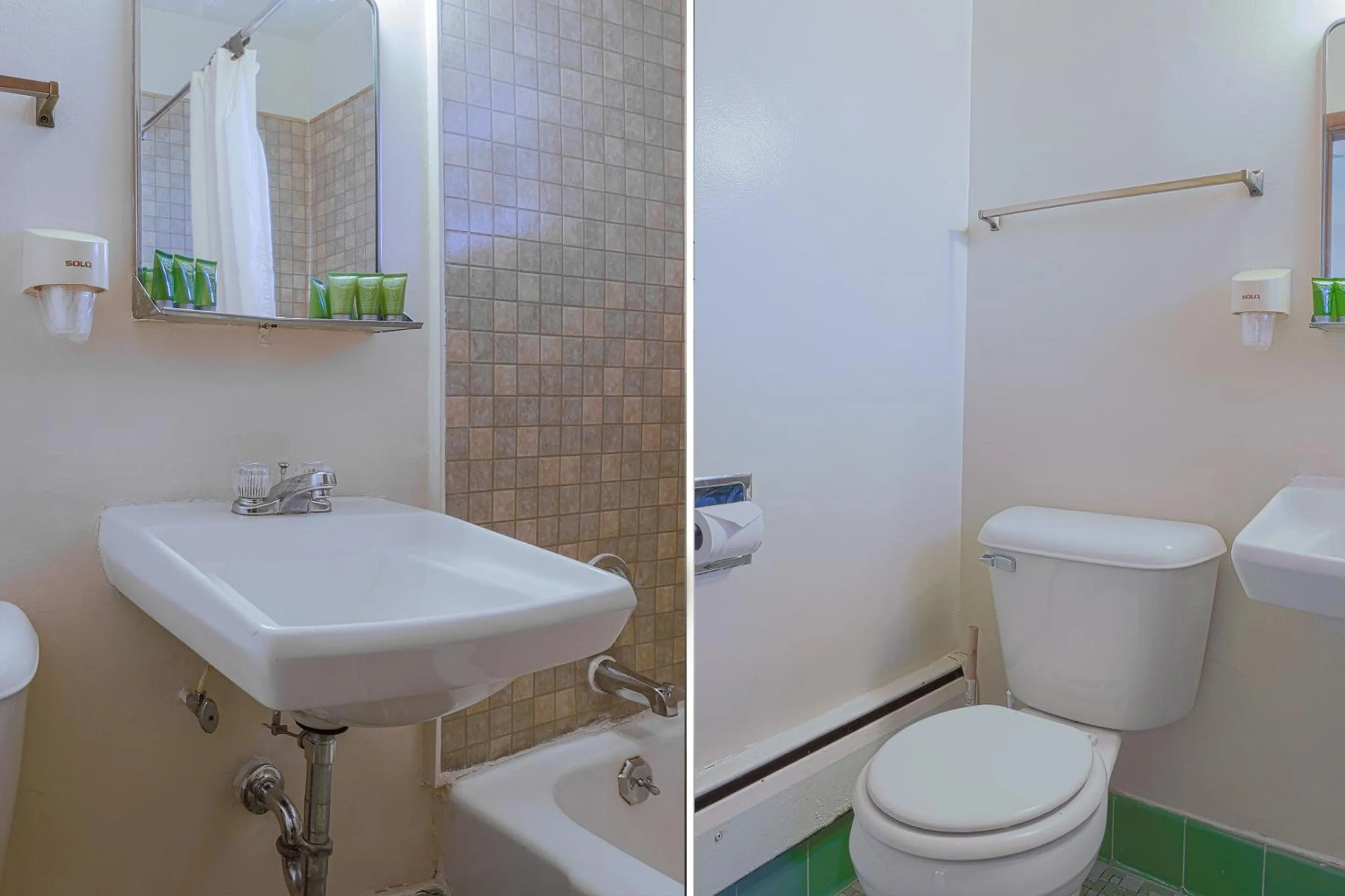 Bathroom in Love Hotels Silver Street by OYO at Hurley WI