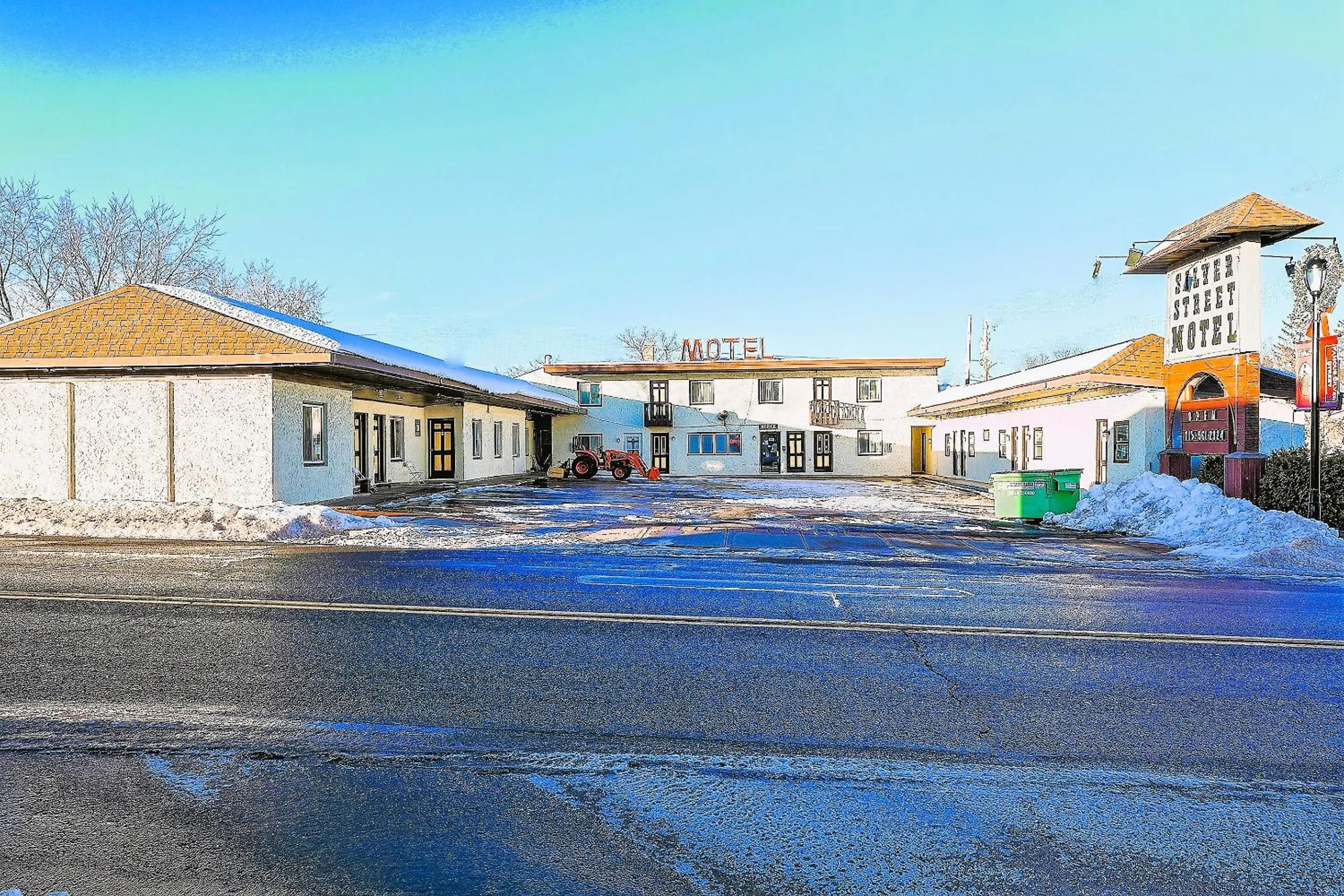 Facade/entrance in Love Hotels Silver Street by OYO at Hurley WI