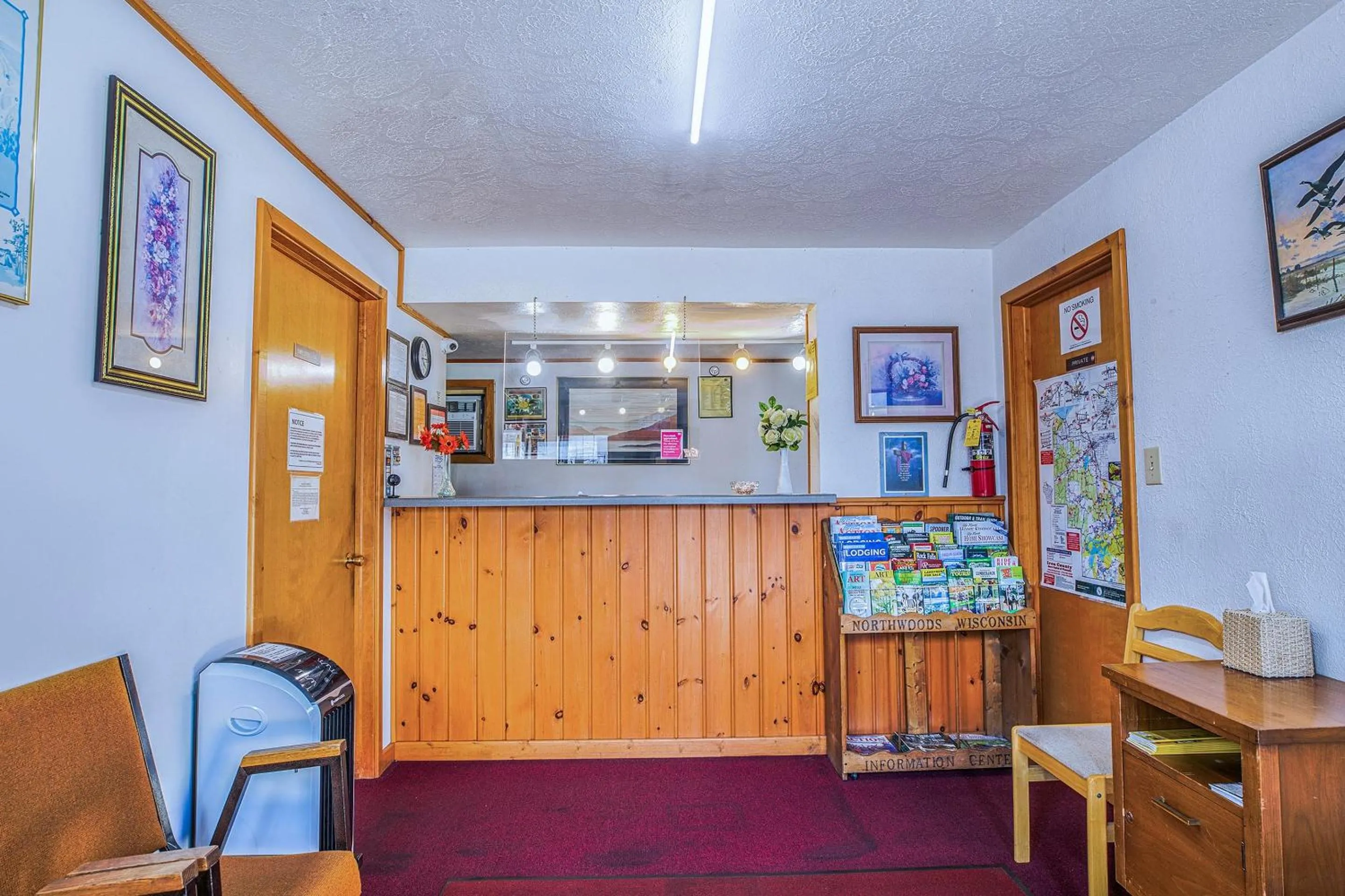 Lobby or reception in Love Hotels Silver Street by OYO at Hurley WI