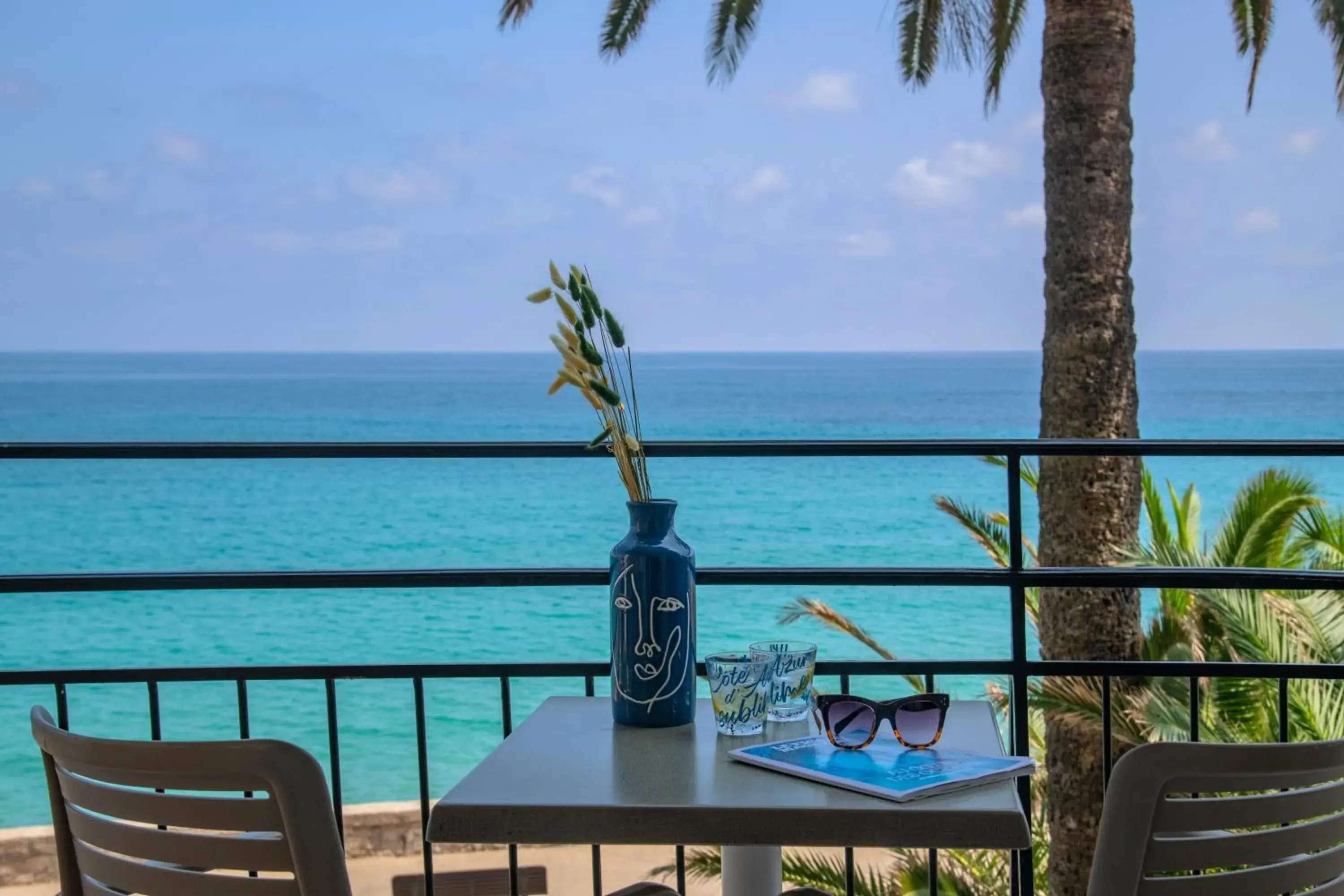 Sea view in Best Western Premier Hotel Prince de Galles Sea view in Best Western Premier Hotel Prince de Galles