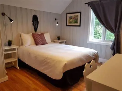 Bed in Hôtel Far Hills