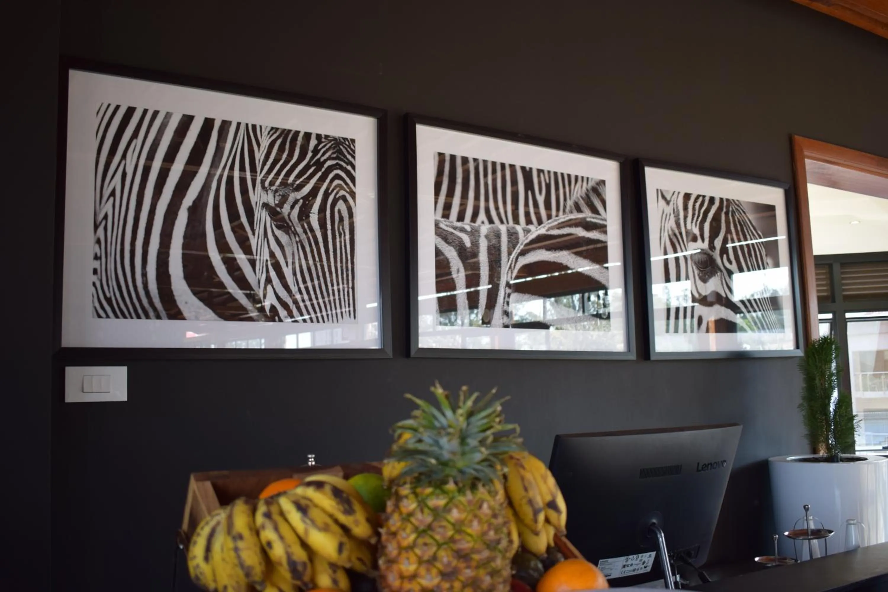 Food and drinks in Mythos Boutique Hotel