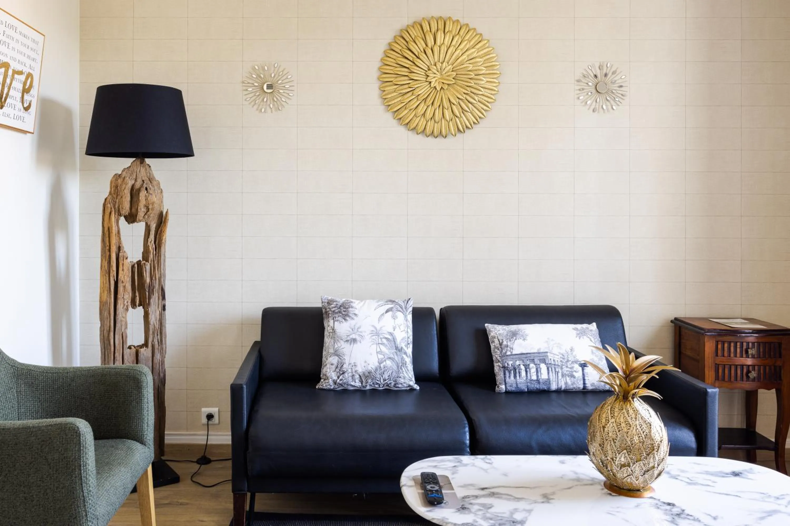 Living room in Hôtel La Villa Cap d’Antibes