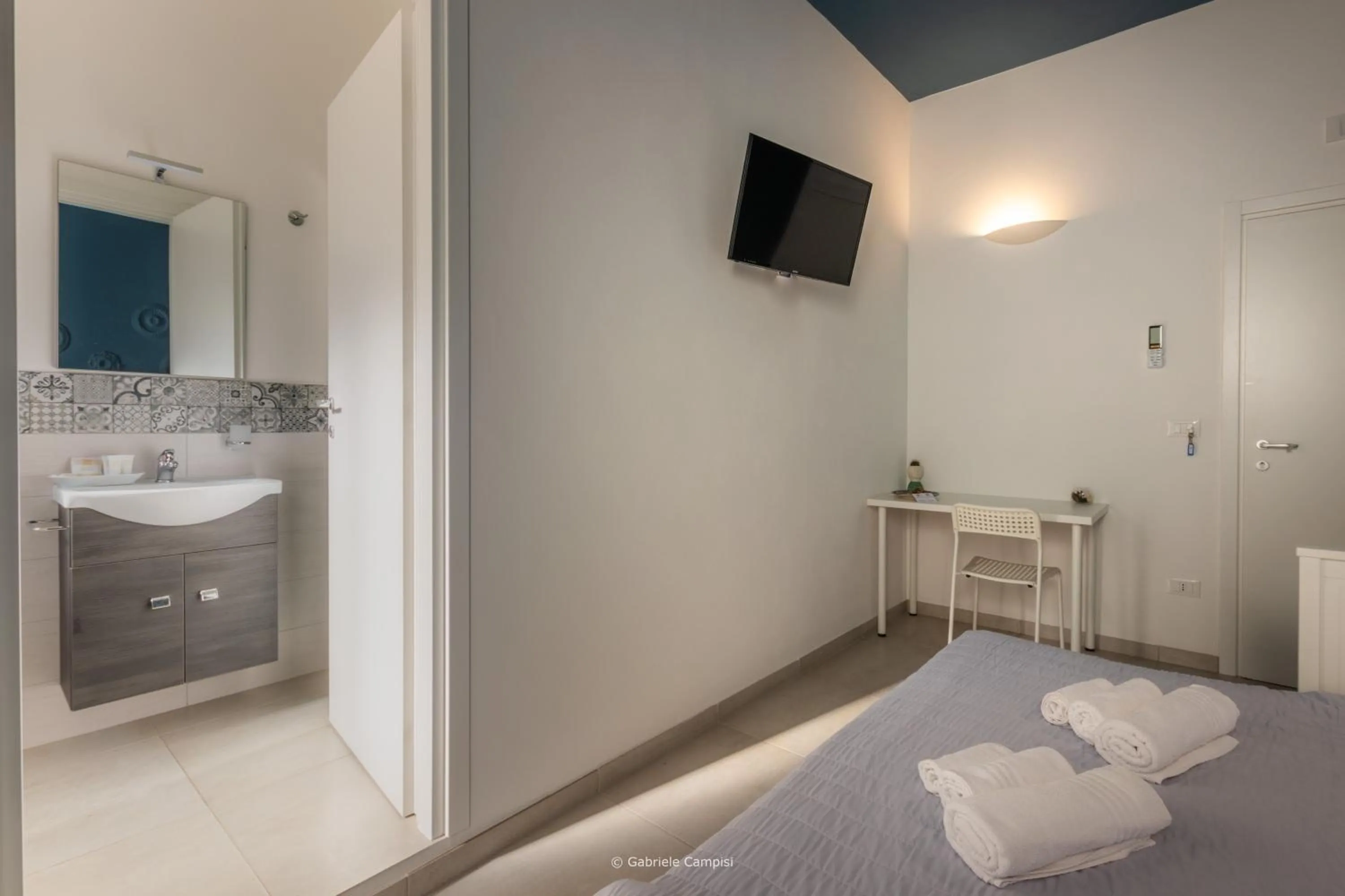 Bathroom in Bella Vista Rooms