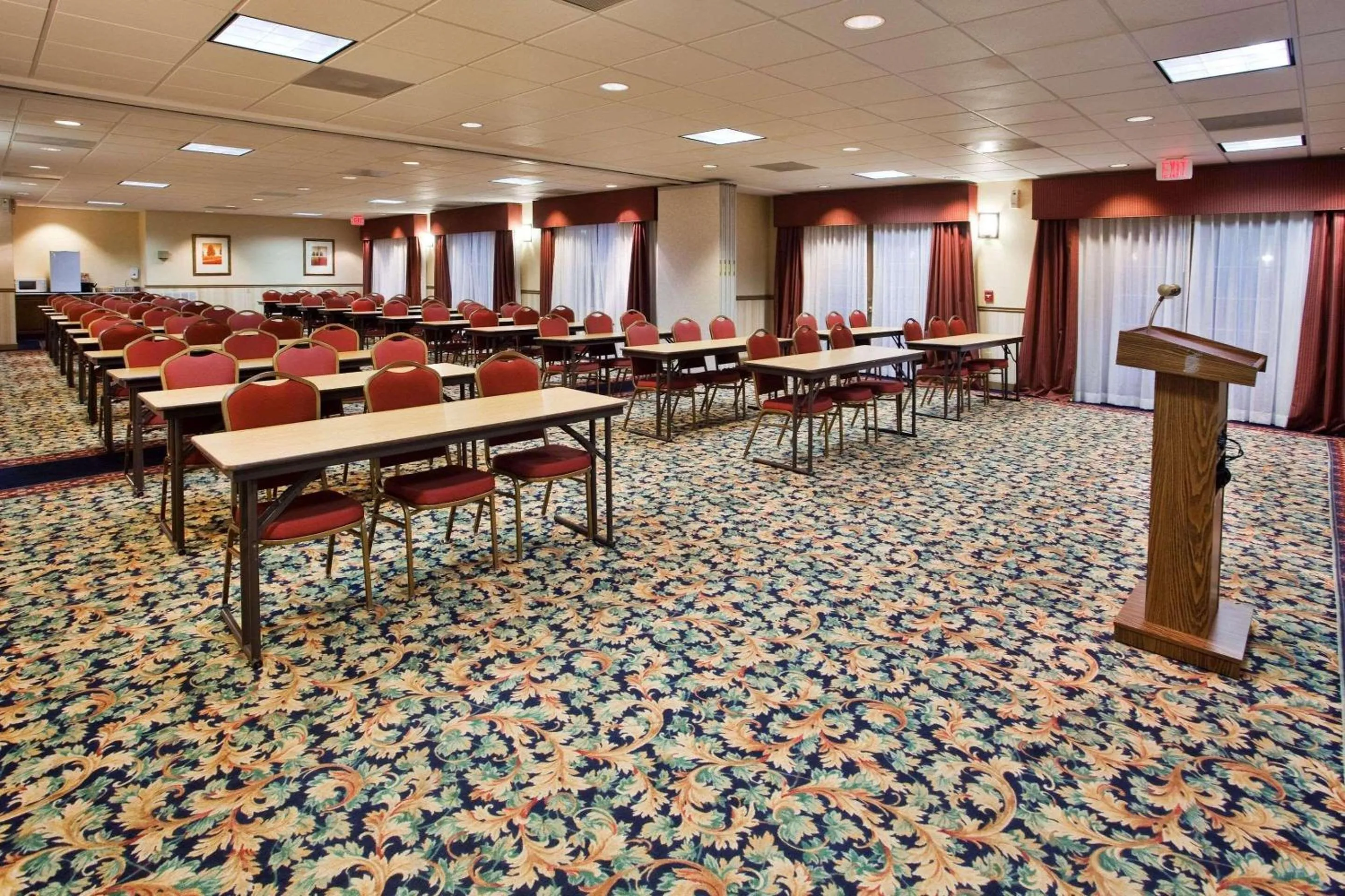 Meeting/conference room in Country Inn & Suites by Radisson, Helen, GA