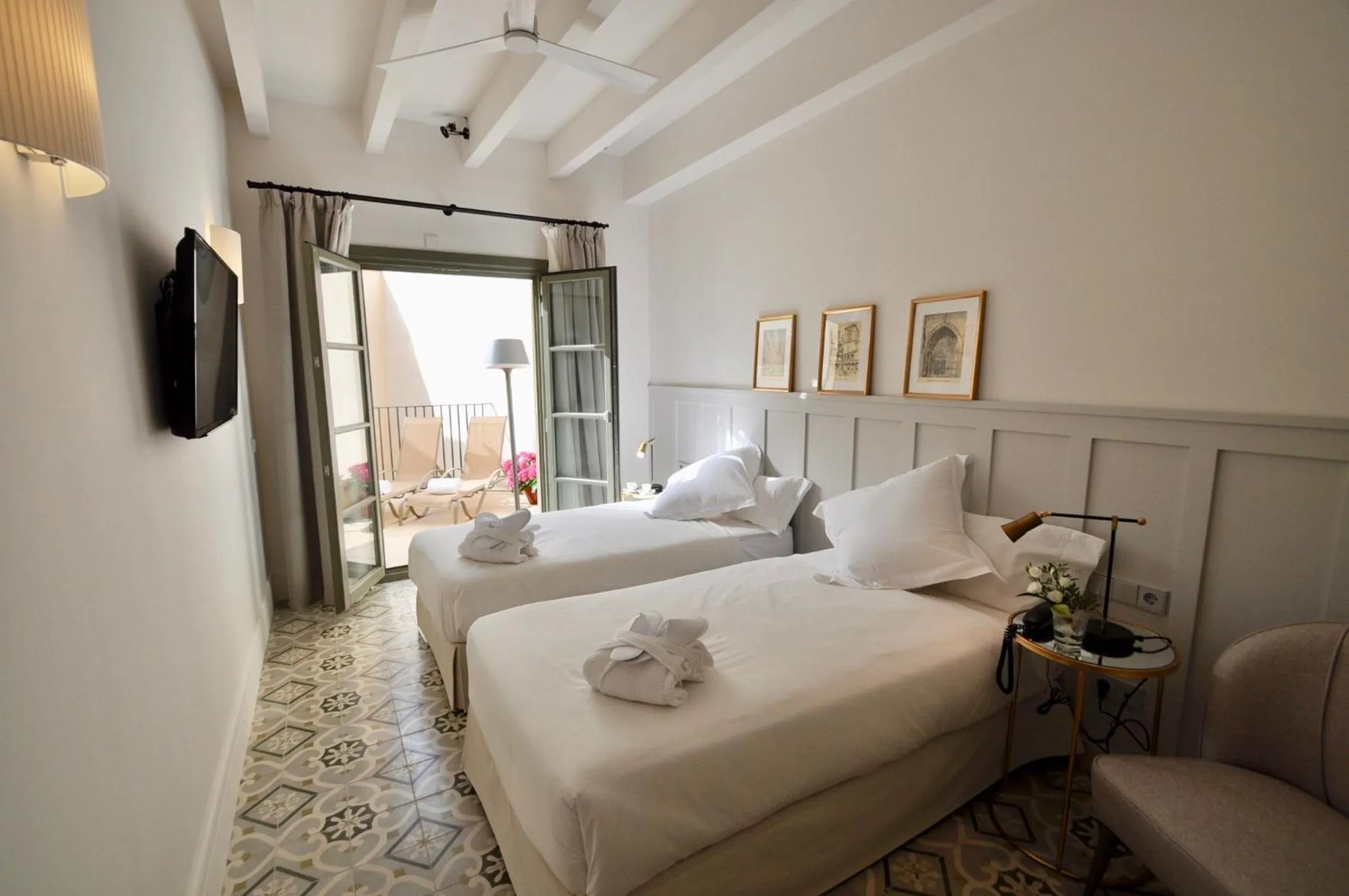 Bed in Hotel Basilica