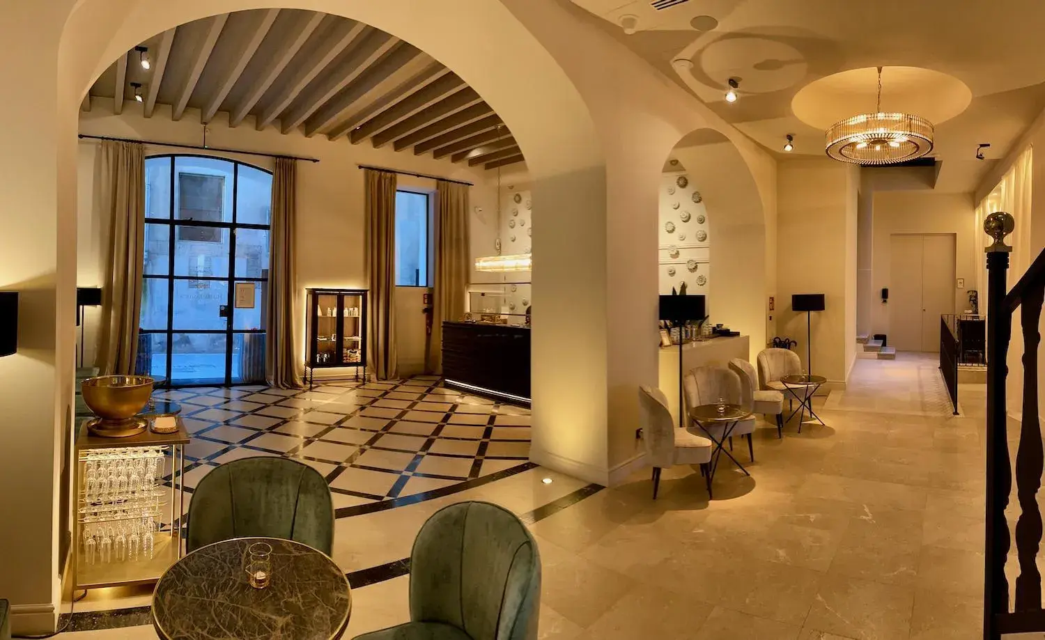 Lobby or reception in Hotel Basilica Lobby or reception in Hotel Basilica