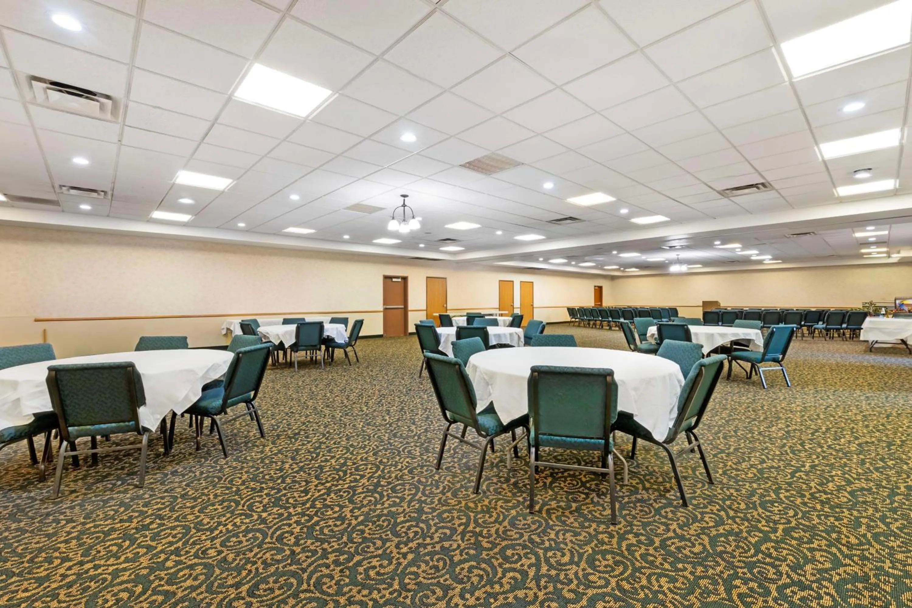 Meeting/conference room in Best Western Wittenberg Inn