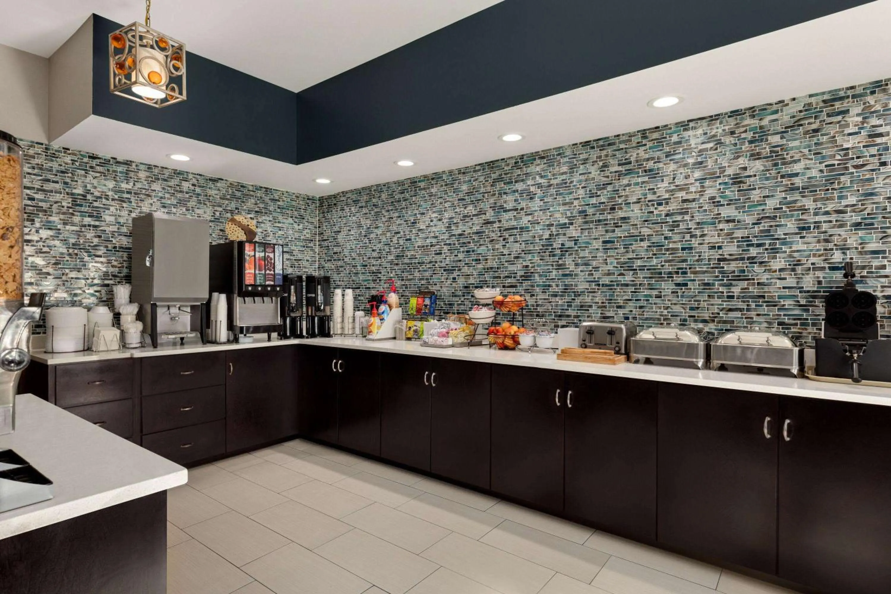 Breakfast in La Quinta by Wyndham Oxford - Anniston