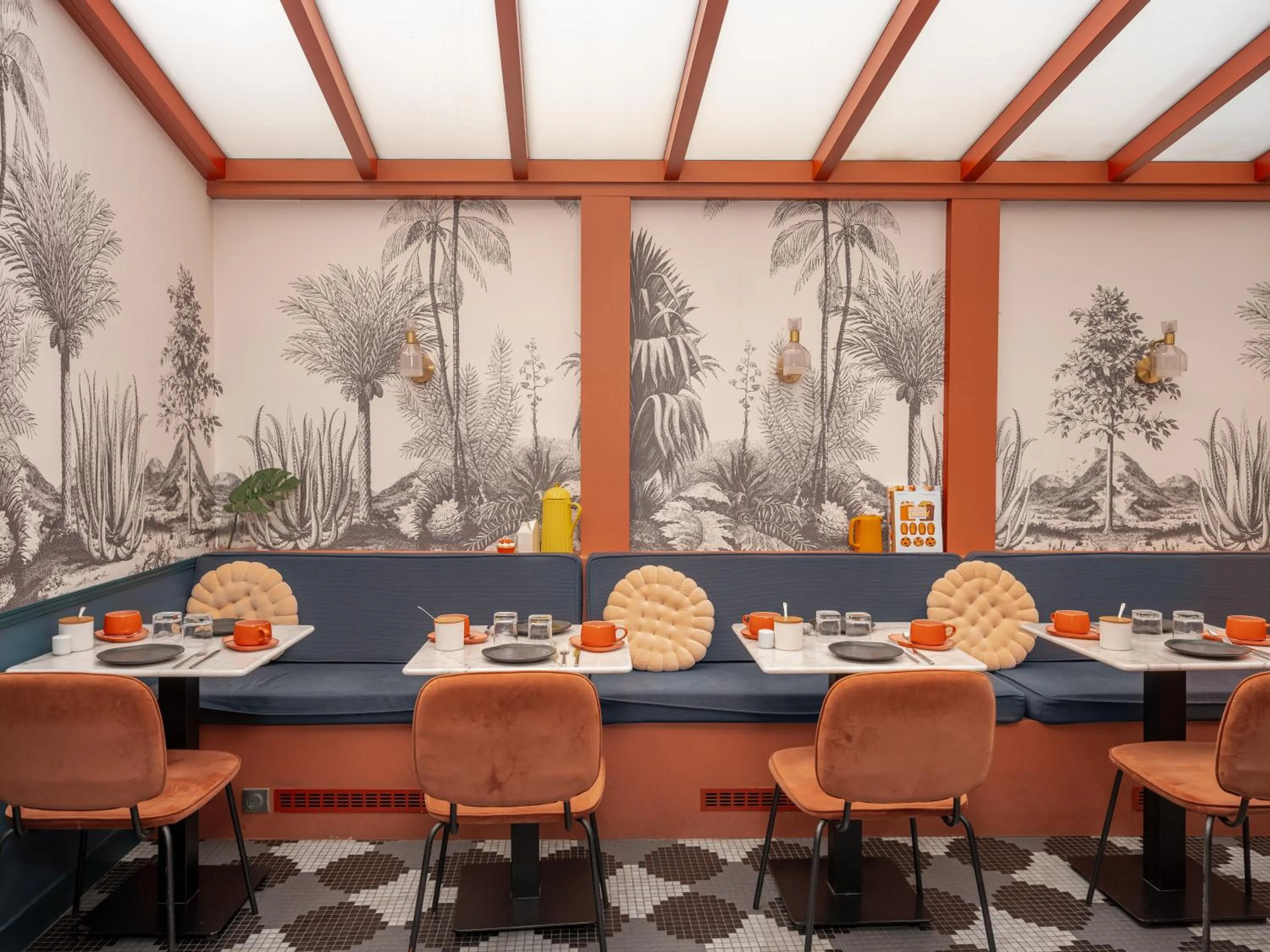 Breakfast in Hôtel Biskui