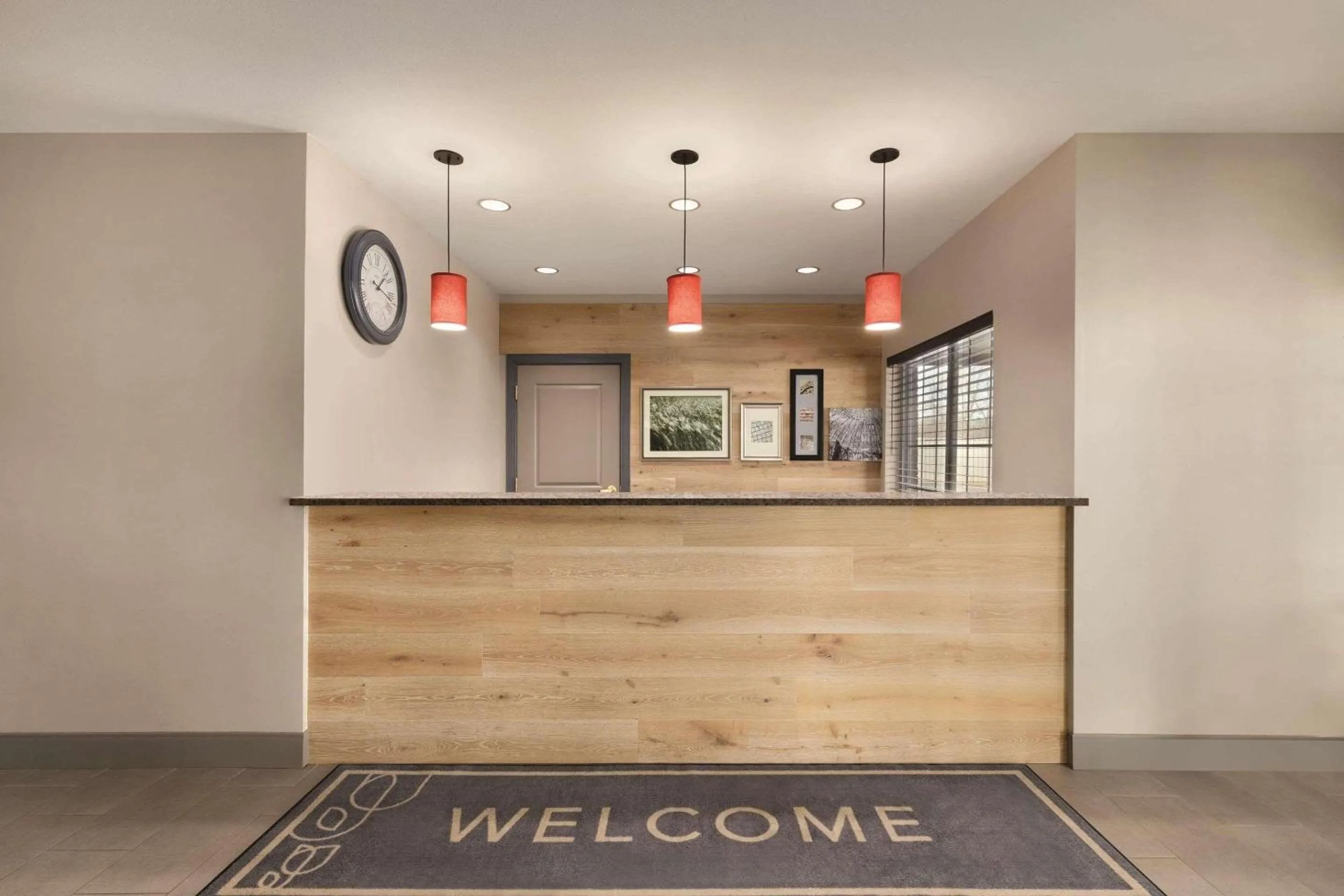 Lobby or reception in Country Inn & Suites by Radisson, Madison, AL