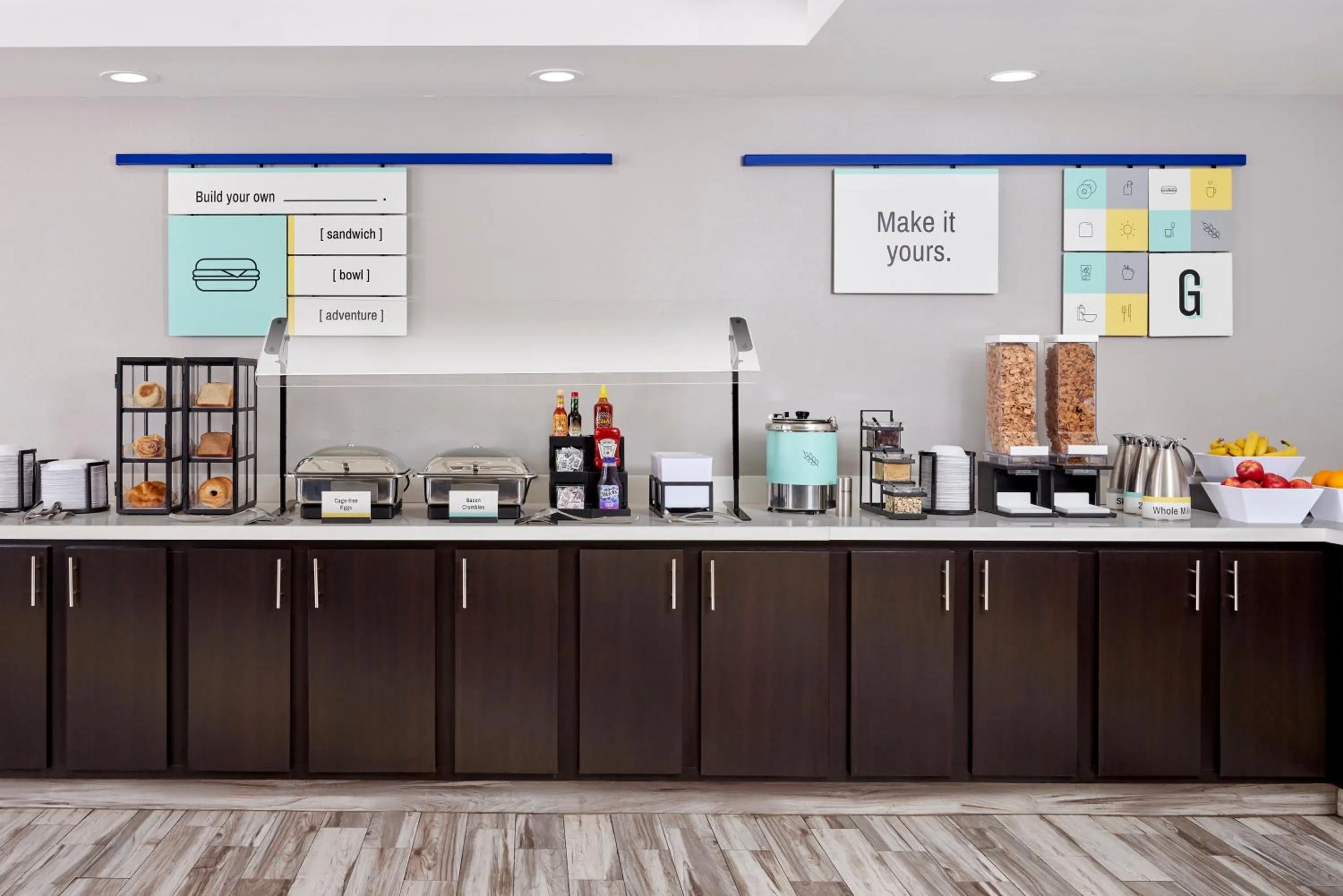 Breakfast in Garner Hotel Madison - Huntsville Airport by IHG