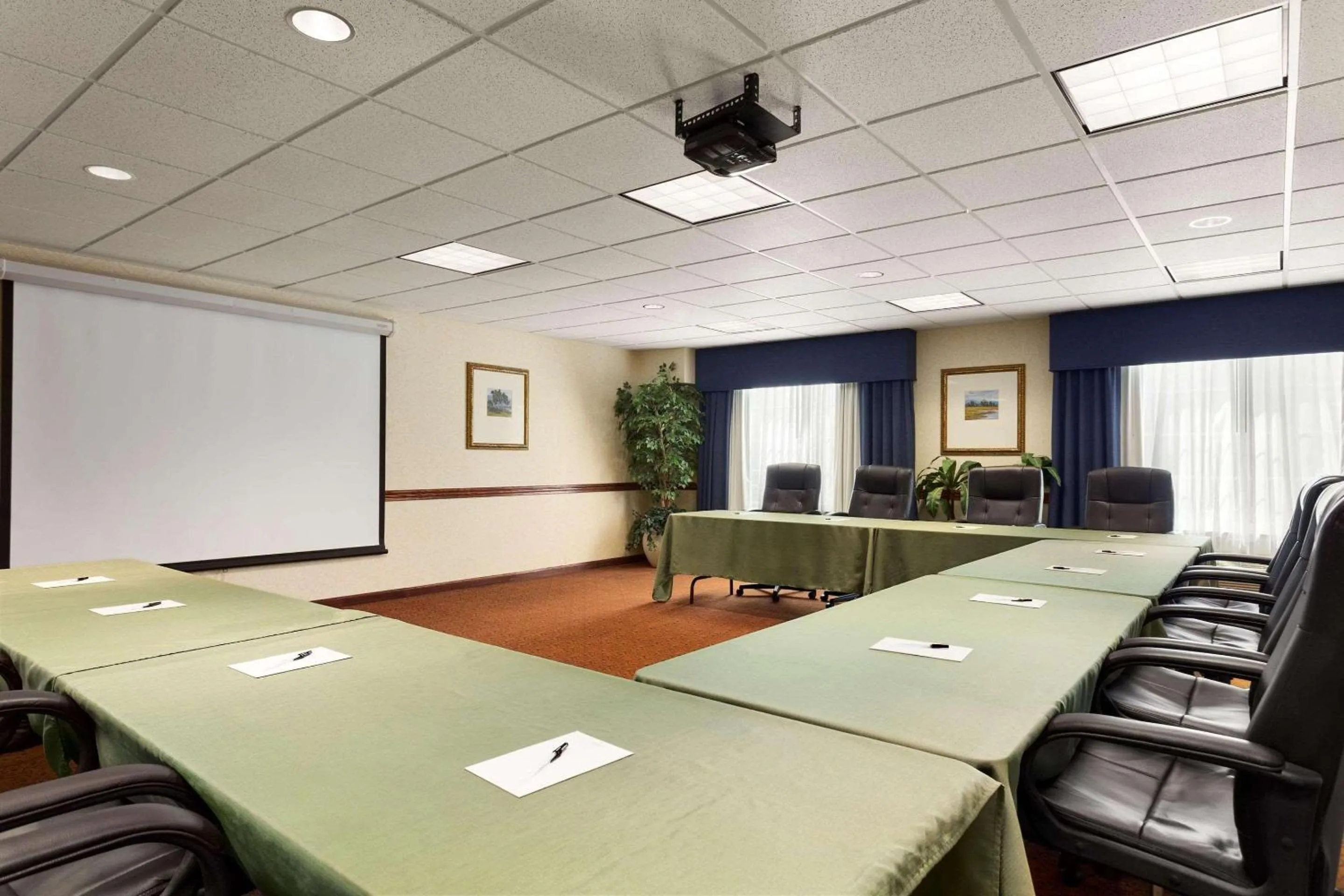 Meeting/conference room in Country Inn & Suites by Radisson, Madison, AL