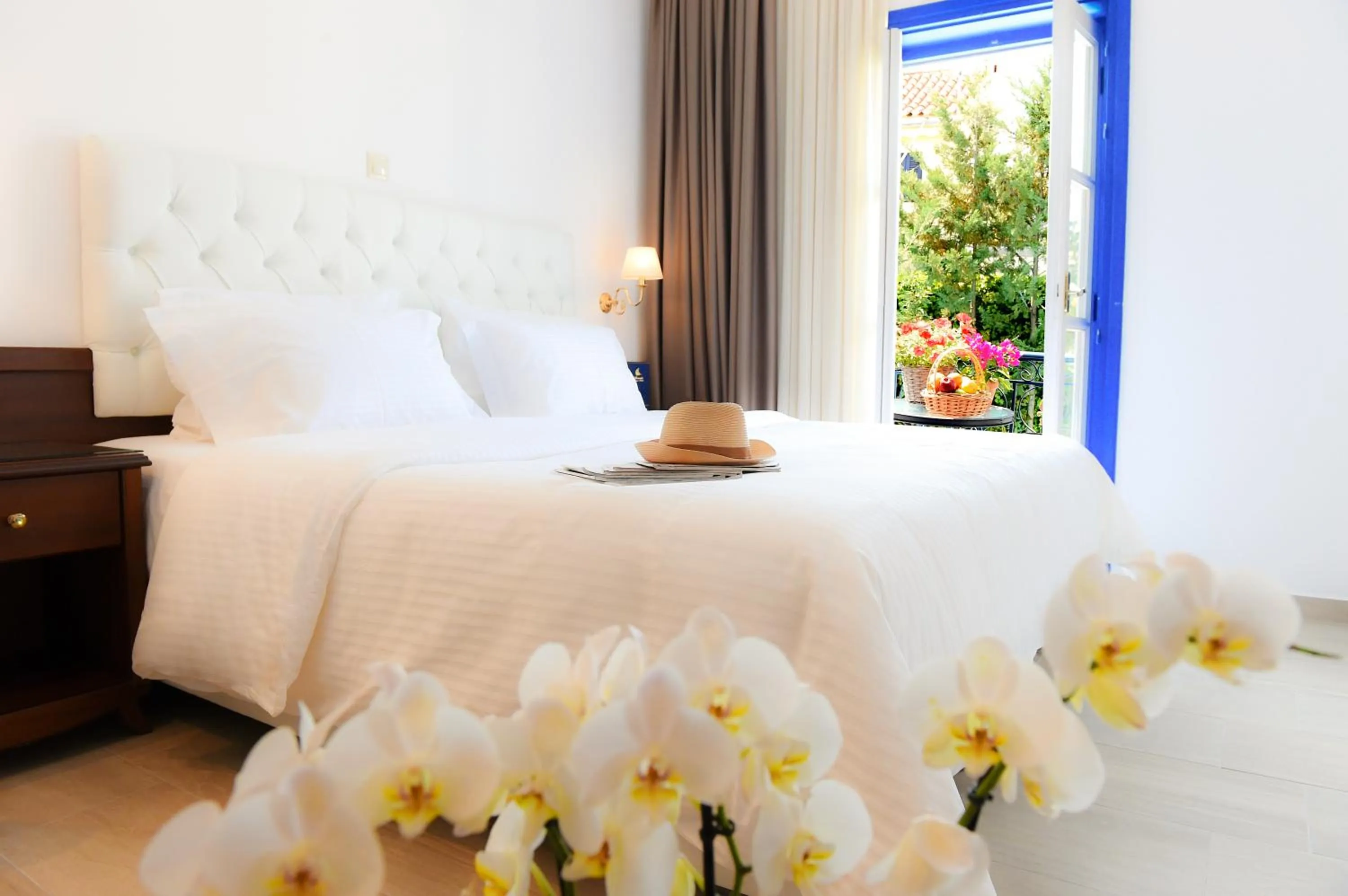 Bed in Armata Boutique Hotel