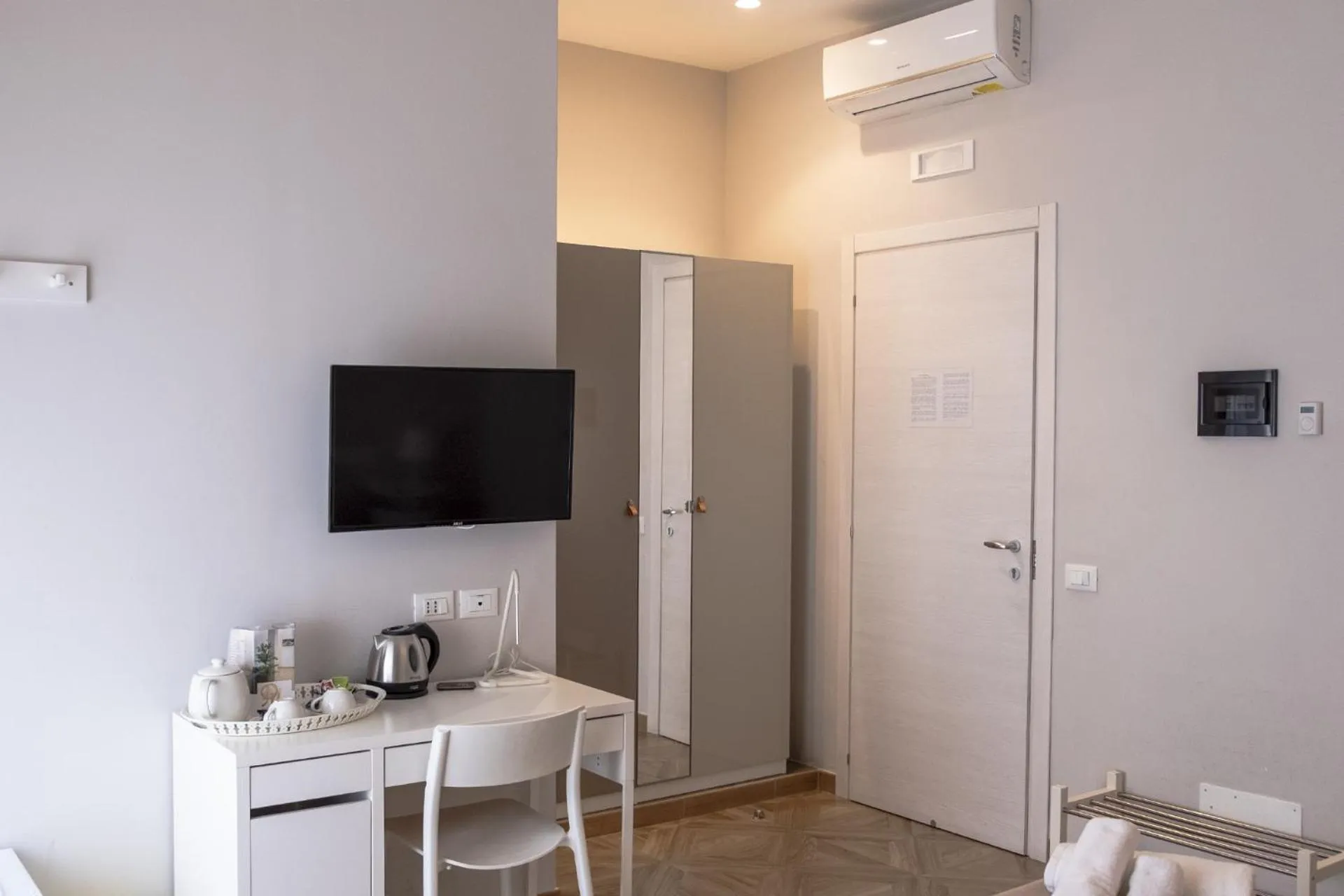 TV and multimedia in Domus Monasteire