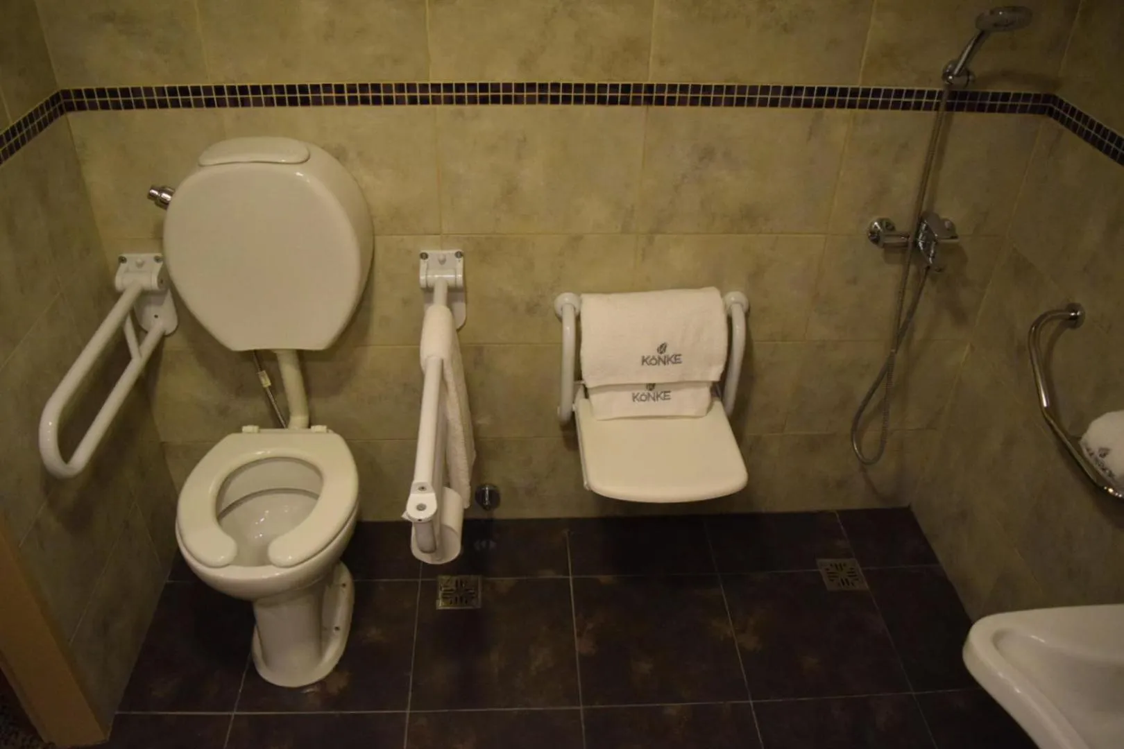 Bathroom in Konke Buenos Aires Hotel