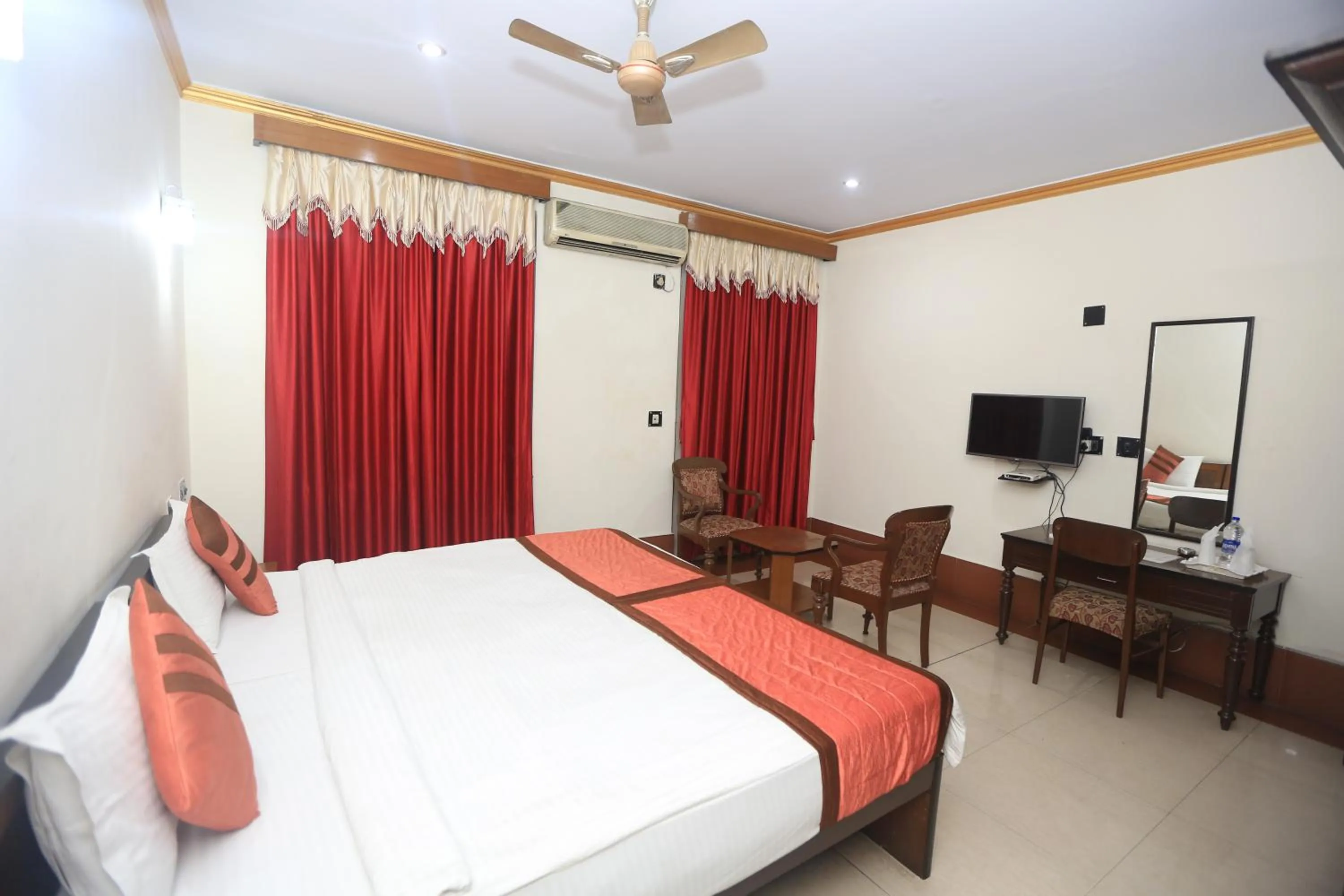 Bed in YMCA SEACOM INN