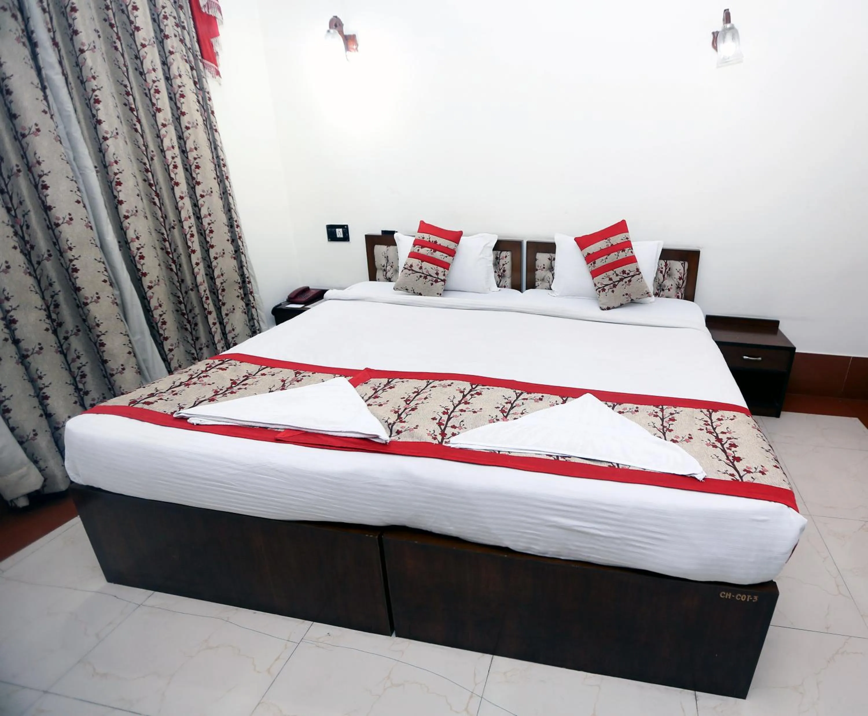 Bed in YMCA SEACOM INN