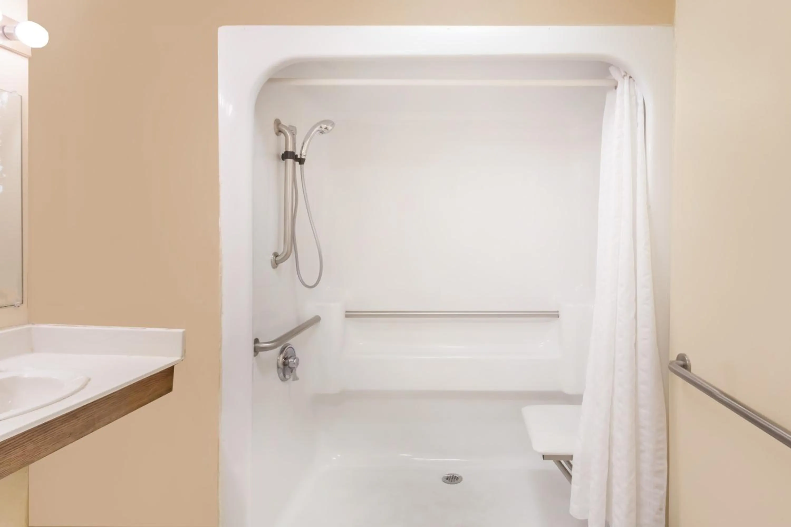 Shower in Baymont by Wyndham Florence/Muscle Shoals