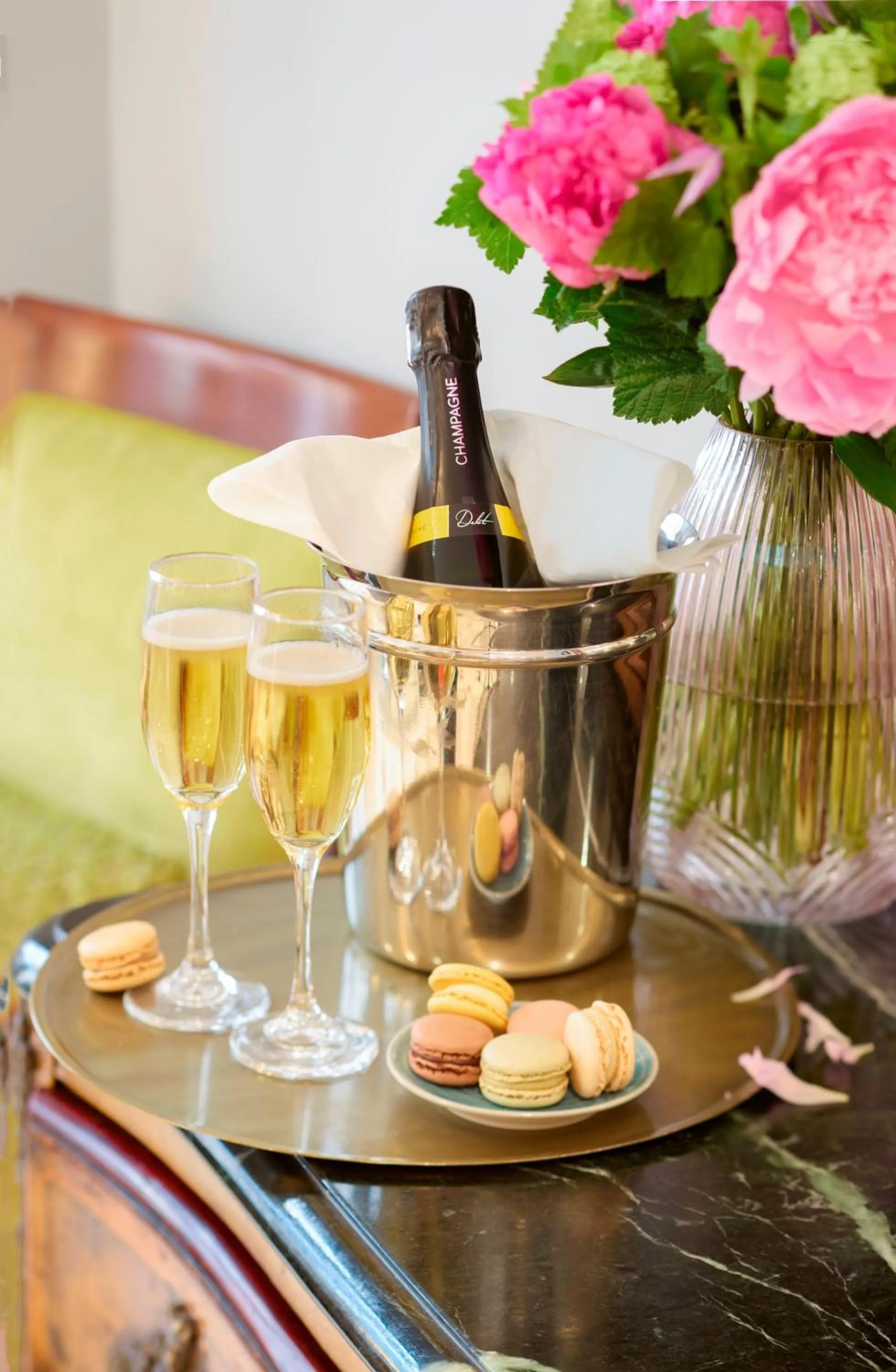 Drinks in Le Relais Saint Honoré