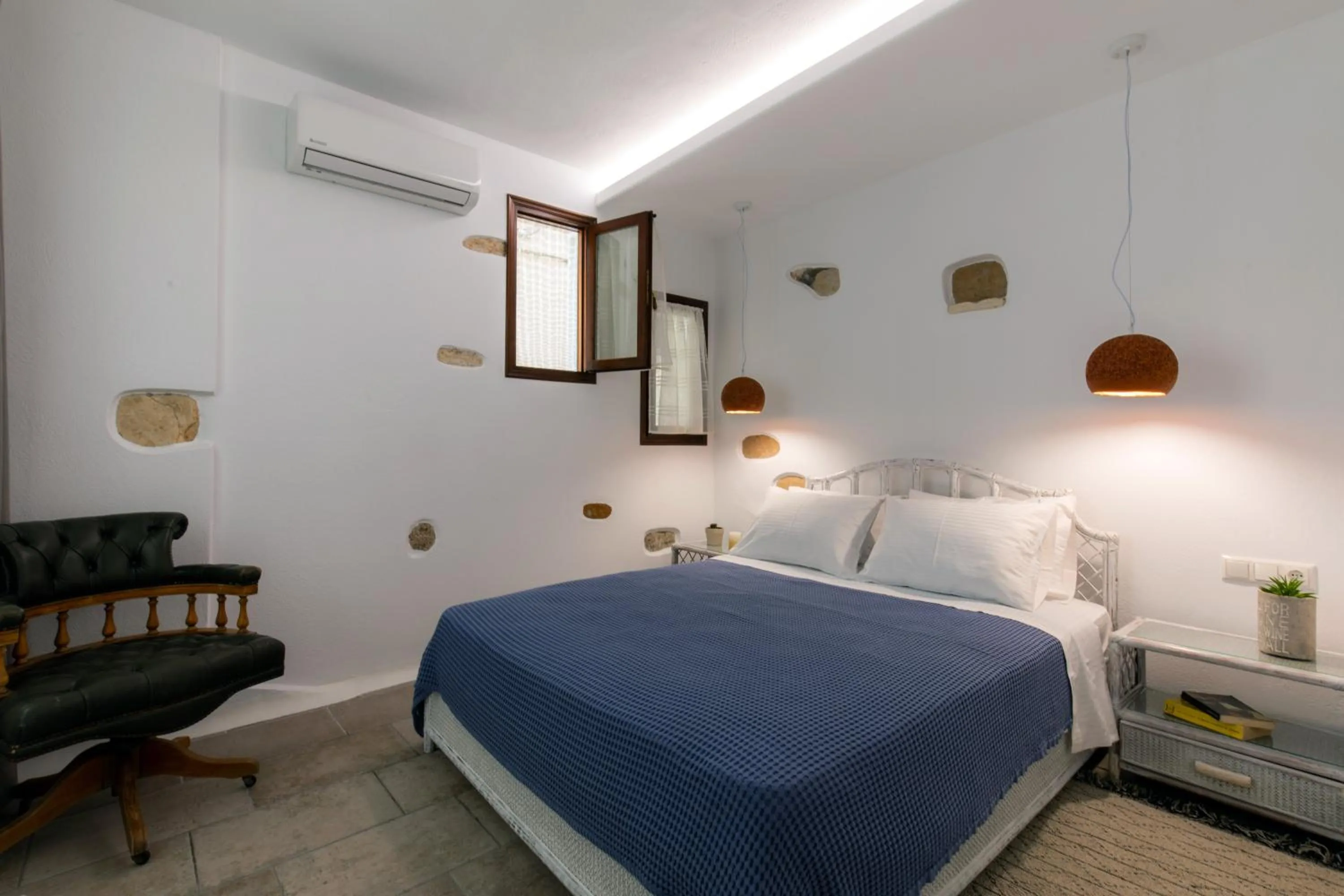Spring, Bed in Arco Naxos Luxury Apartments