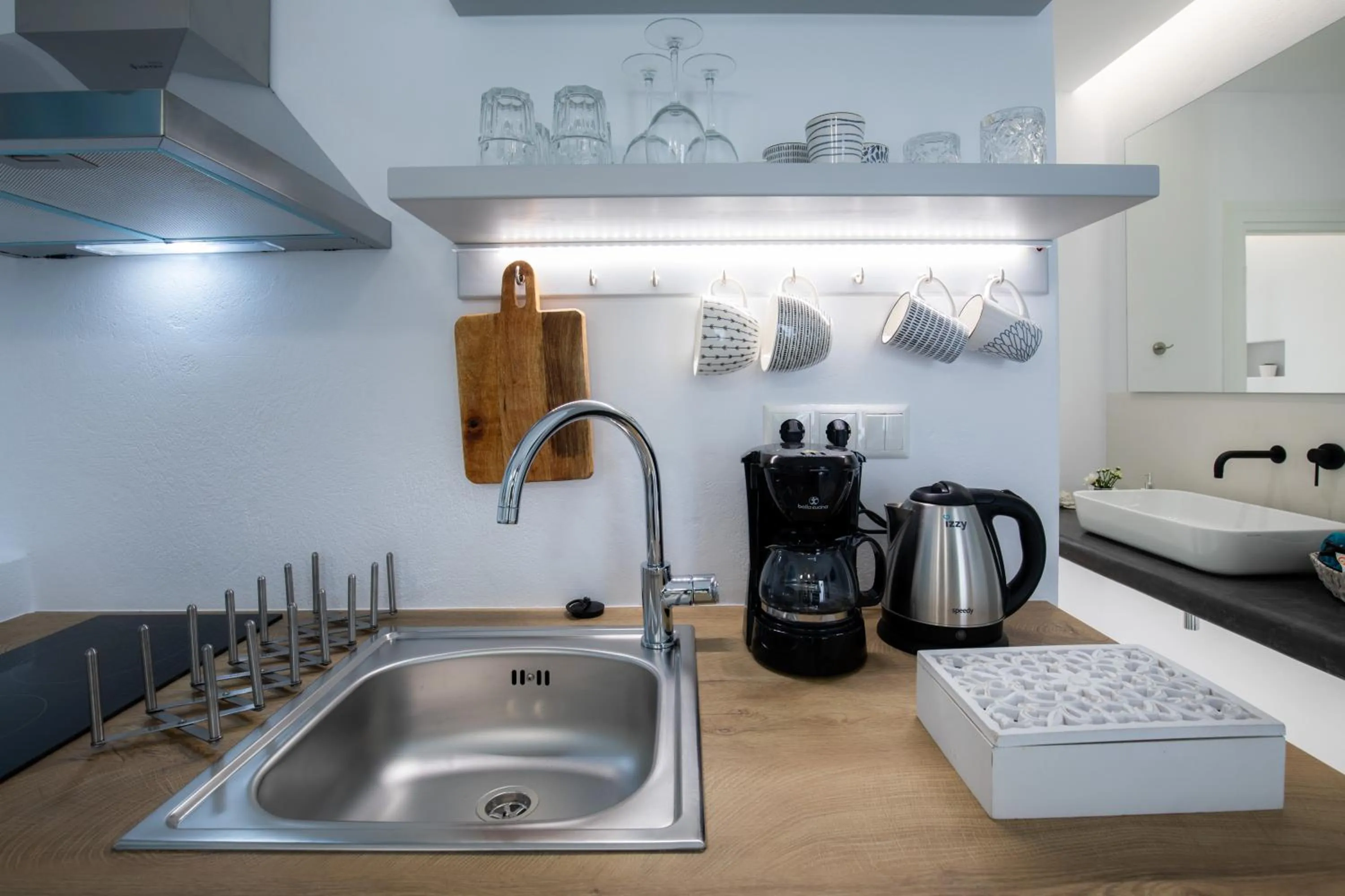 Spring in Arco Naxos Luxury Apartments