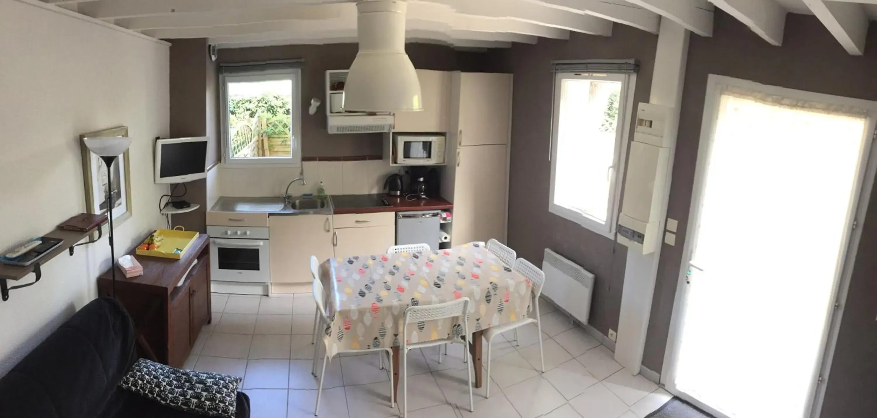 One-Bedroom House in La Pointe du Soleil One-Bedroom House in La Pointe du Soleil