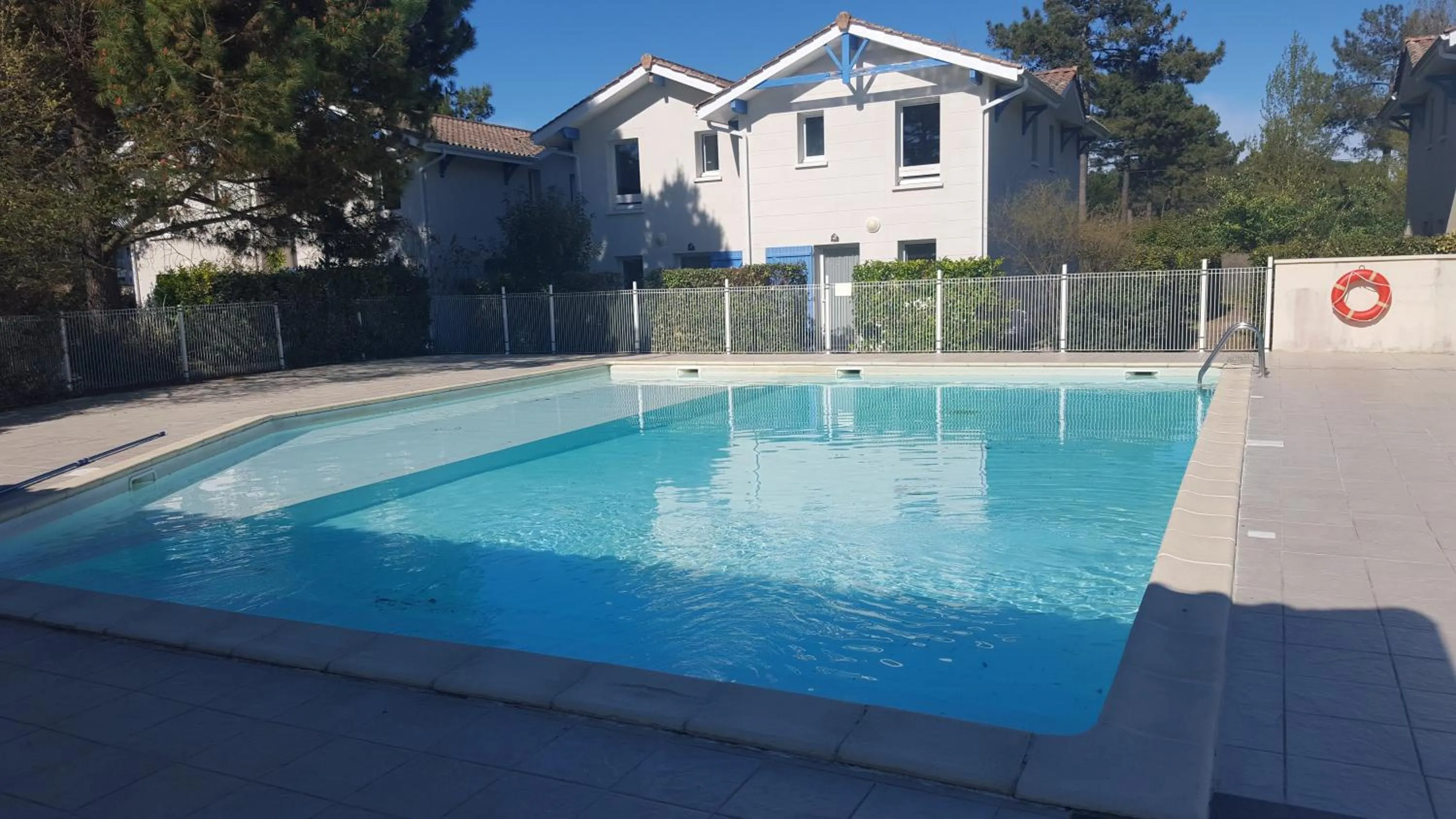 Pool view in La Pointe du Soleil