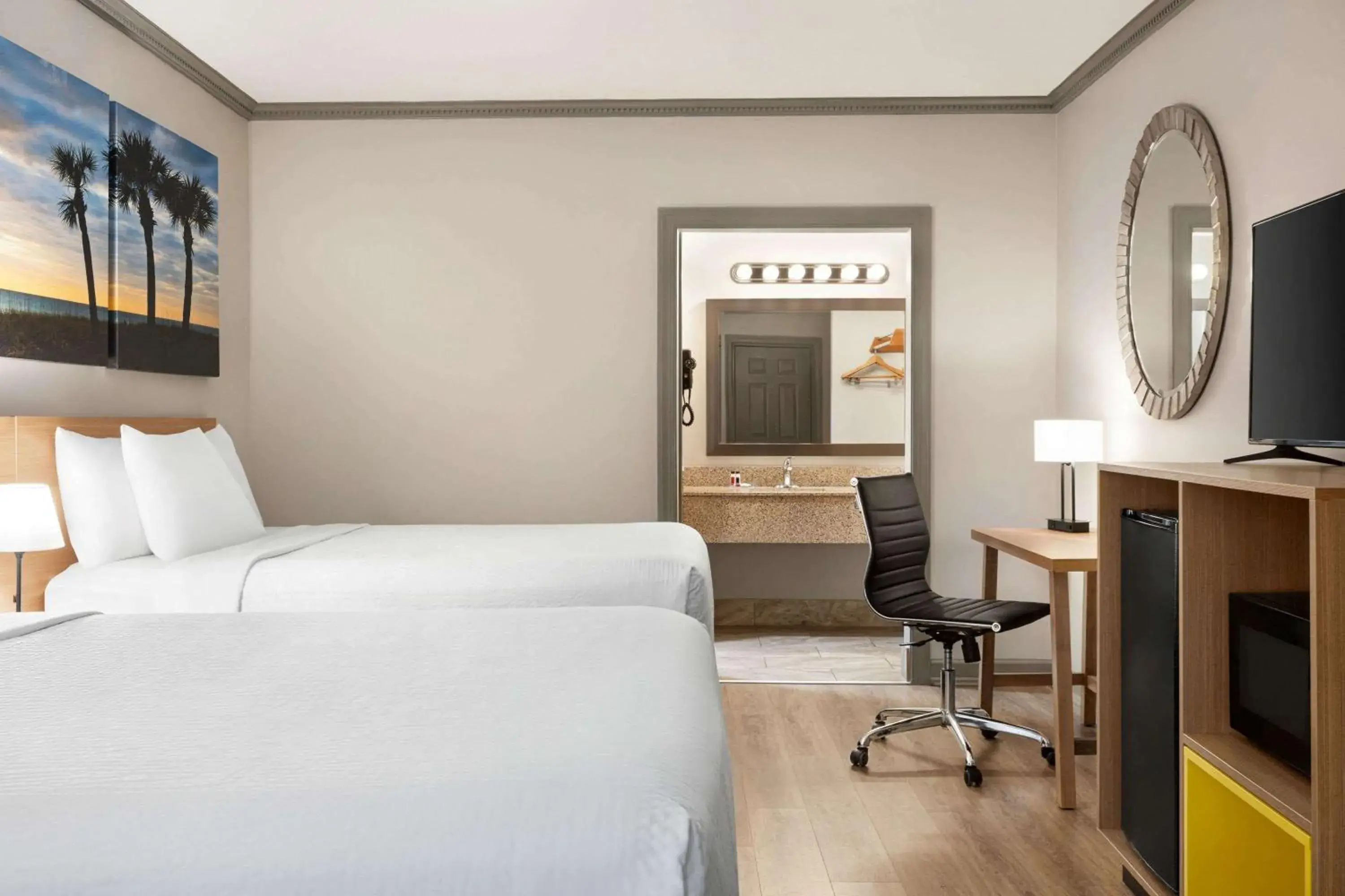 Bedroom, Bed in Days Inn by Wyndham Kingsland GA Bedroom, Bed in Days Inn by Wyndham Kingsland GA