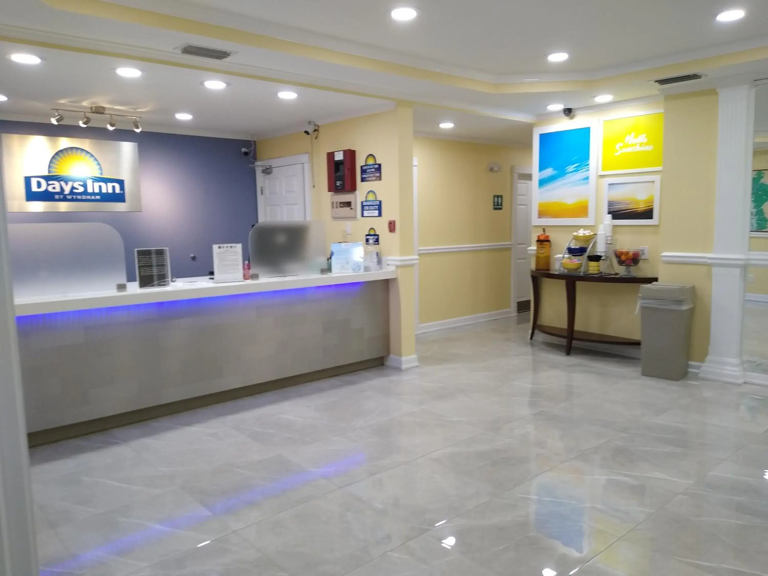 Lobby or reception in Days Inn by Wyndham Kingsland GA Lobby or reception in Days Inn by Wyndham Kingsland GA