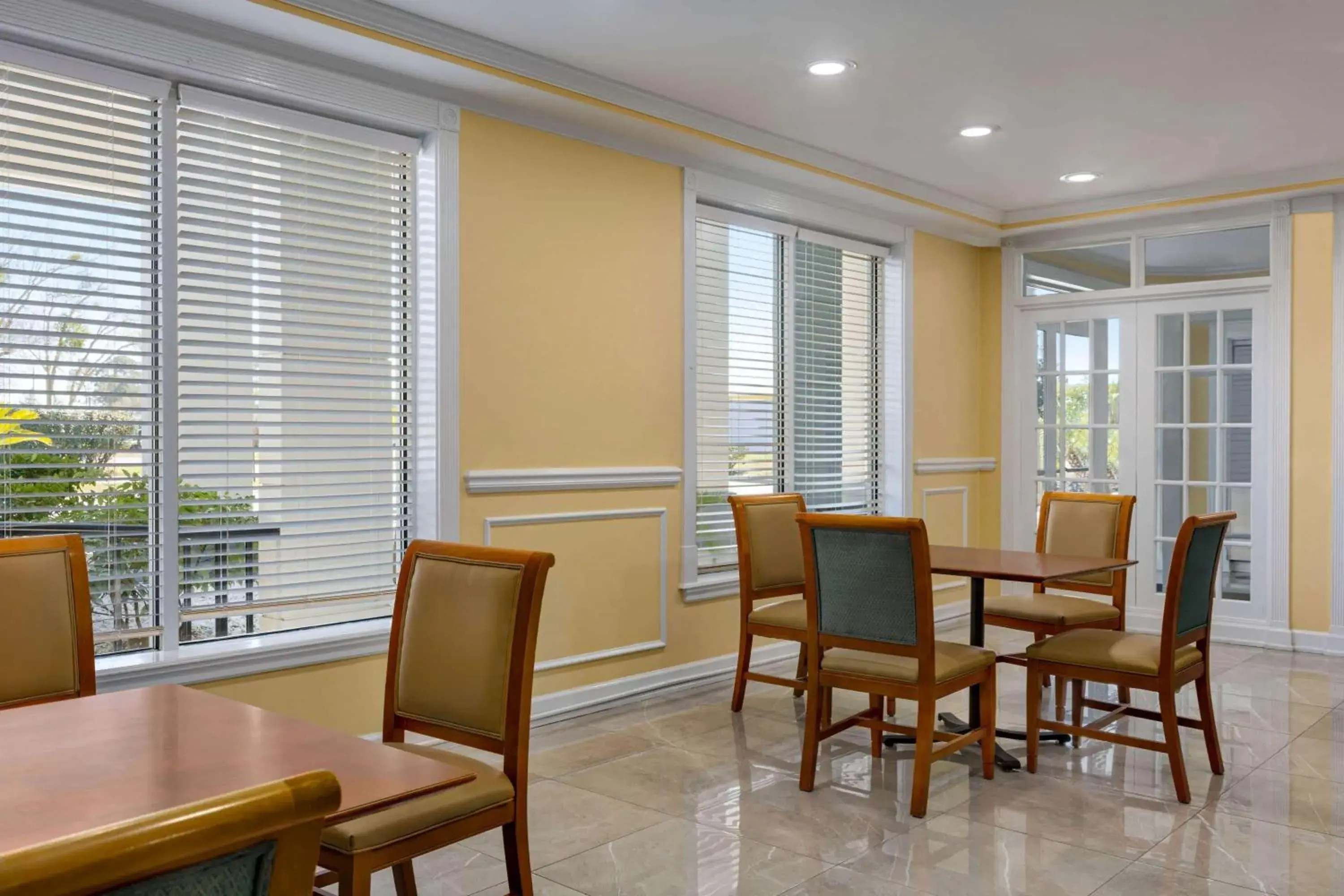 Restaurant/places to eat in Days Inn by Wyndham Kingsland GA Restaurant/places to eat in Days Inn by Wyndham Kingsland GA