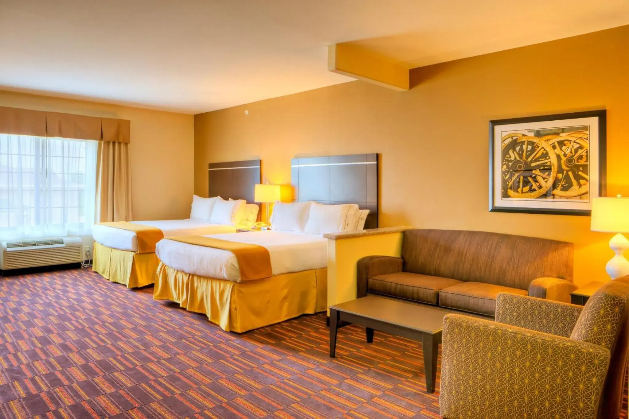 Photo of the whole room, Bed in Holiday Inn Express and Suites Granbury by IHG Photo of the whole room, Bed in Holiday Inn Express and Suites Granbury by IHG