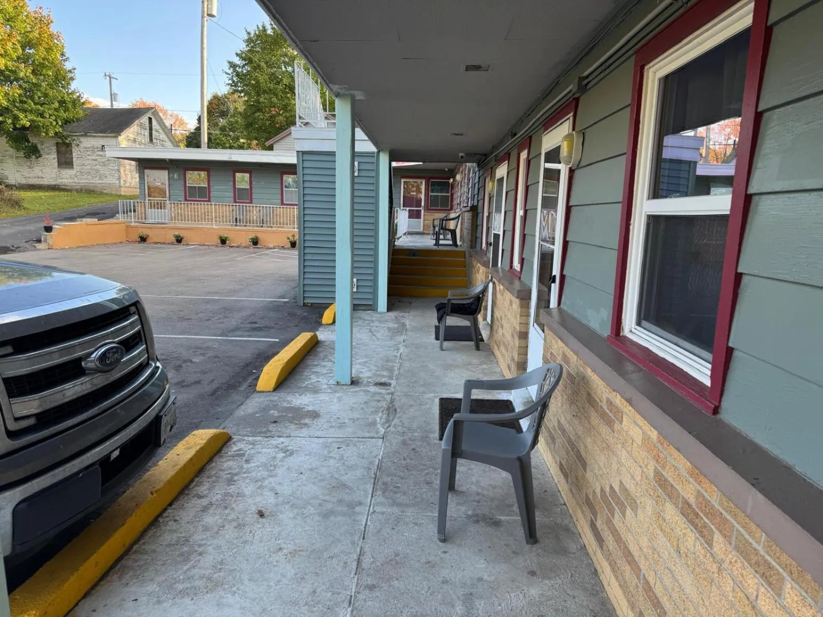 Parking in Economy Inn Cadillac MI by Hotel O