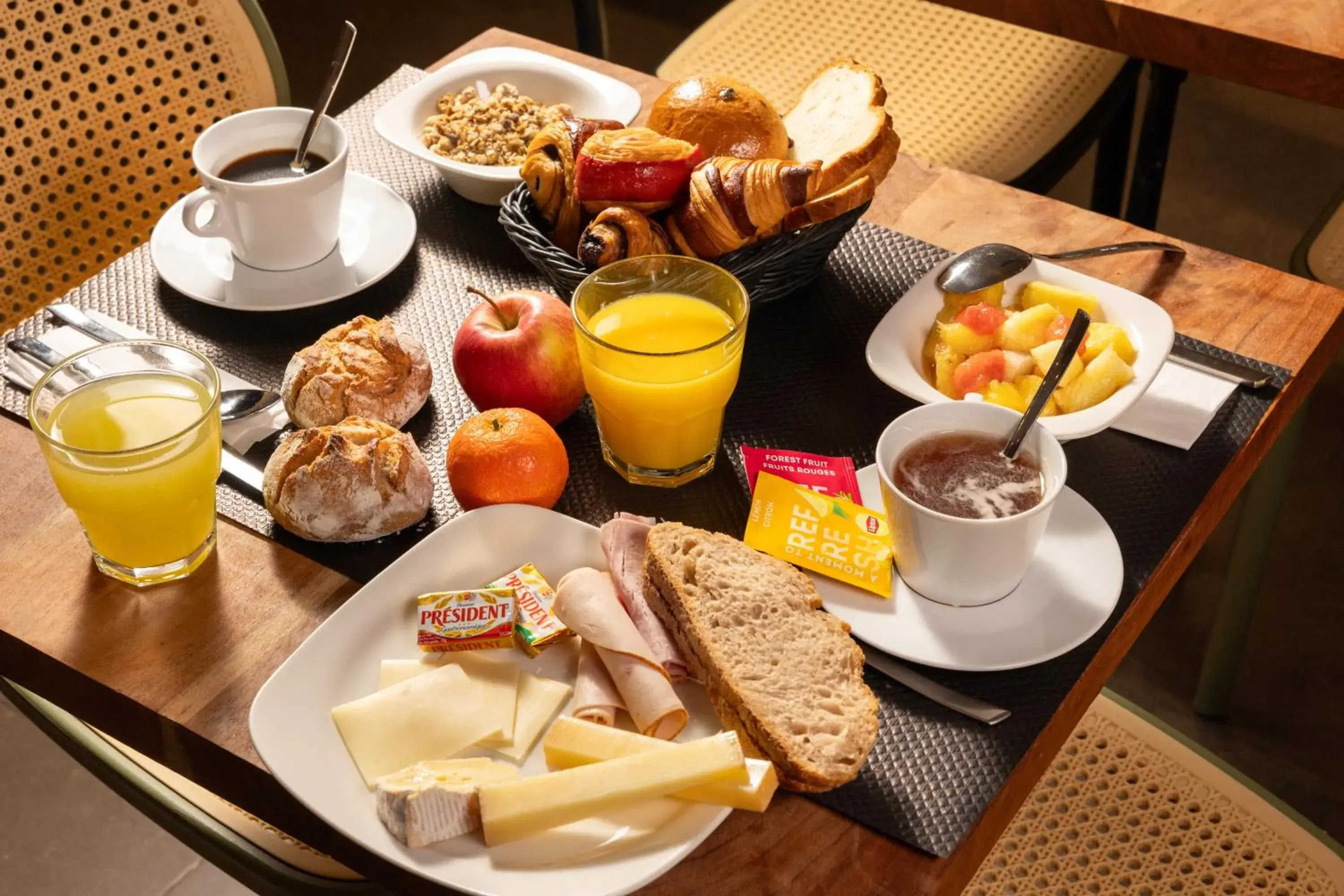 Breakfast in Hôtel WYLD Saint Germain Breakfast in Hôtel WYLD Saint Germain